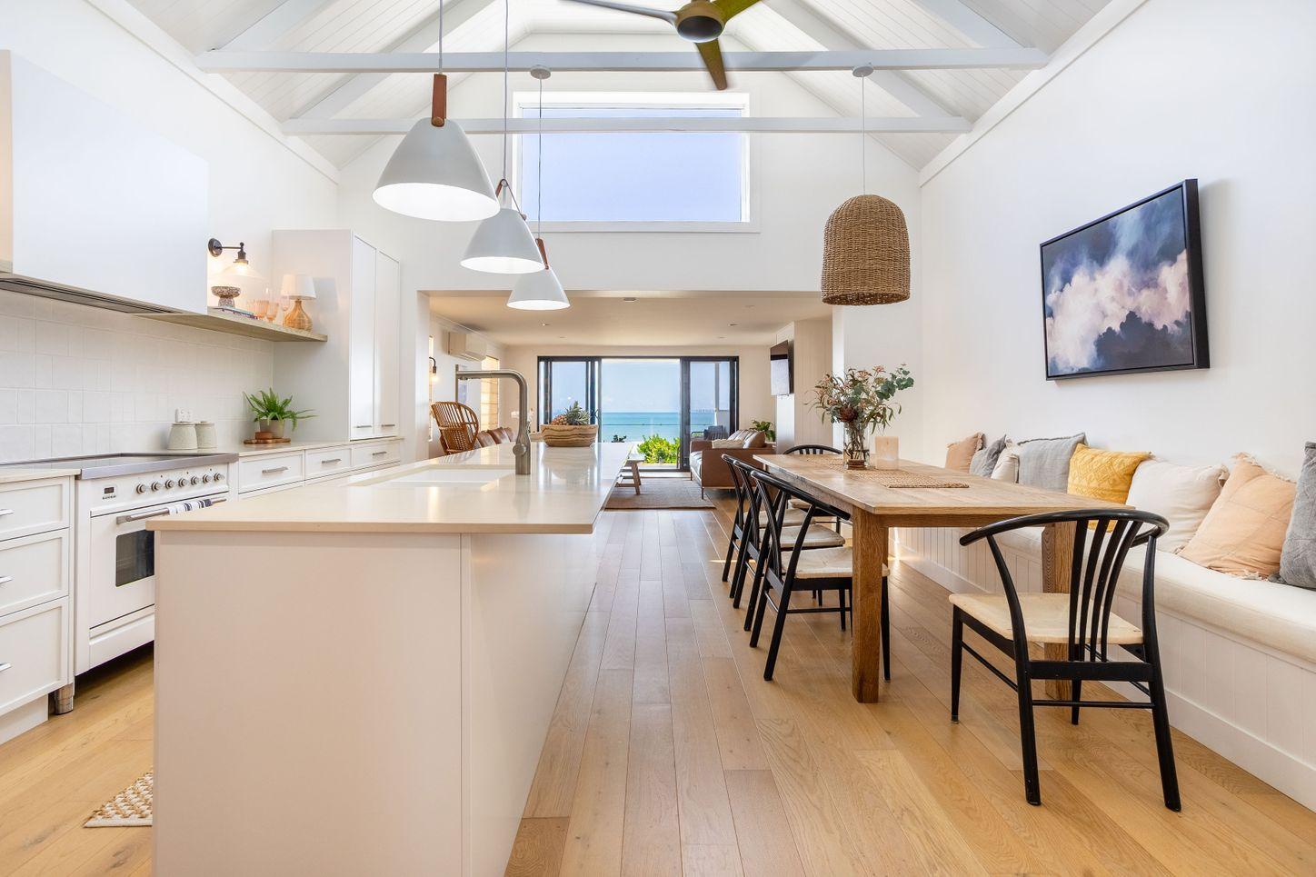 39 Wattle Grove, COOEE BAY, QLD 4703 - House for Rent - harcourts.net