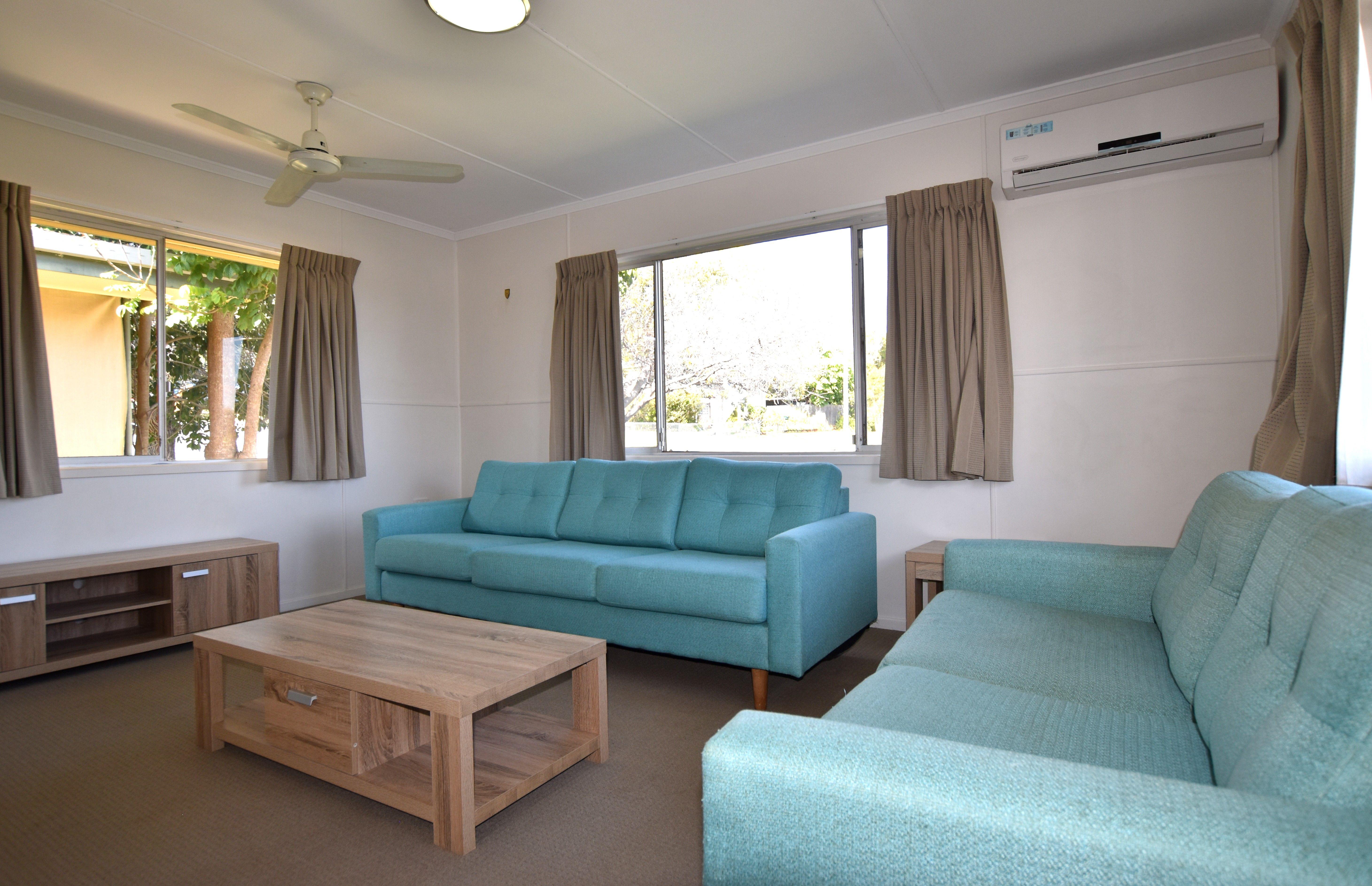 BREAK LEASE - FULLY FURNISHED with YARD MAINTENANCE INCLUDED