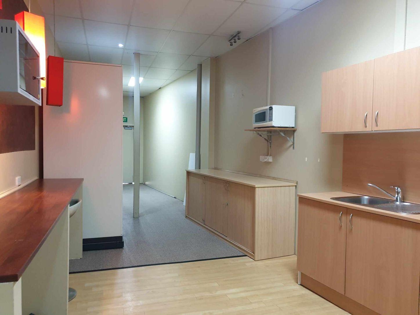 2B/595 Wynnum Road, MORNINGSIDE, QLD 4170 - Offices for Rent - harcourts.net