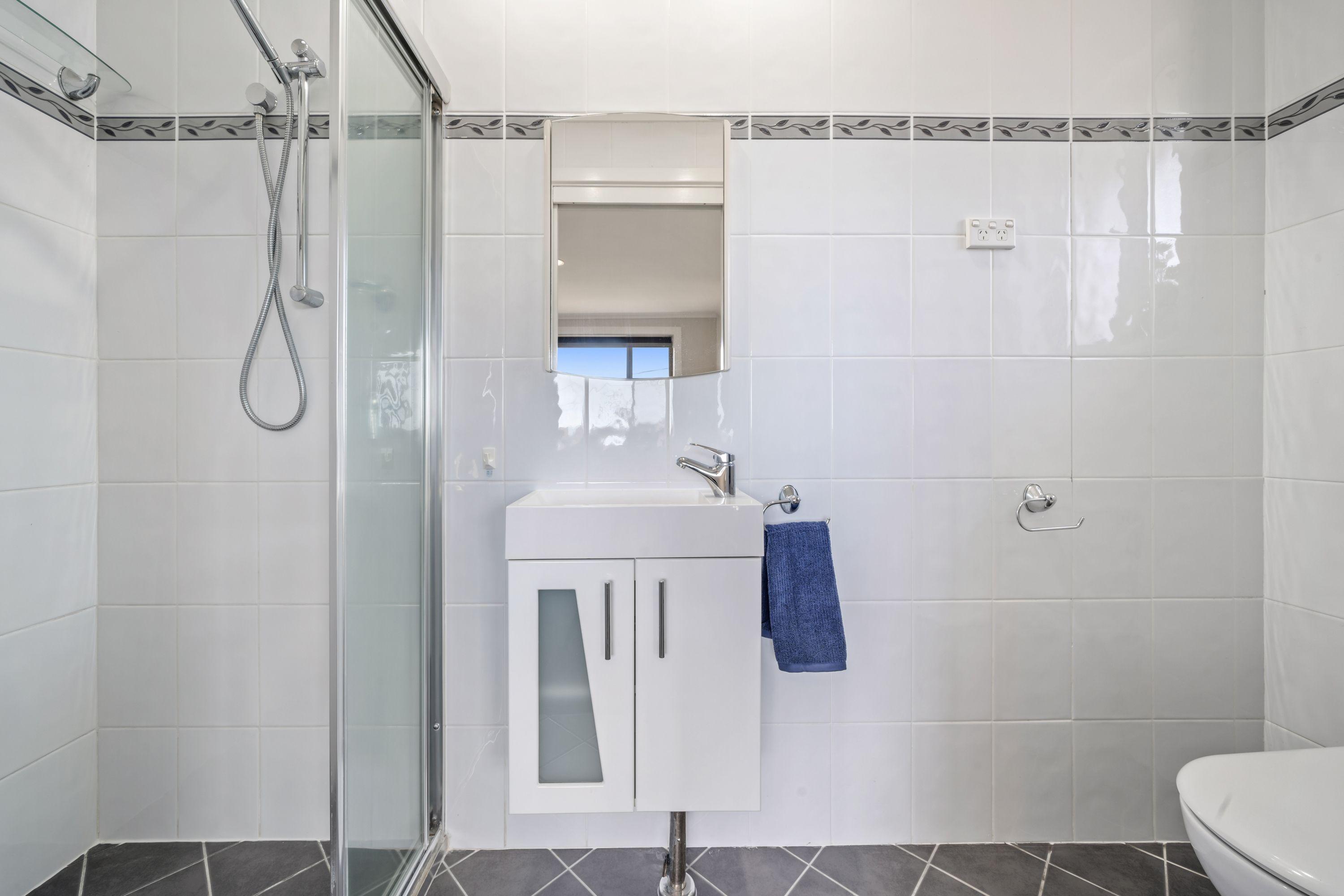 Expansive Macgregor Family Residence