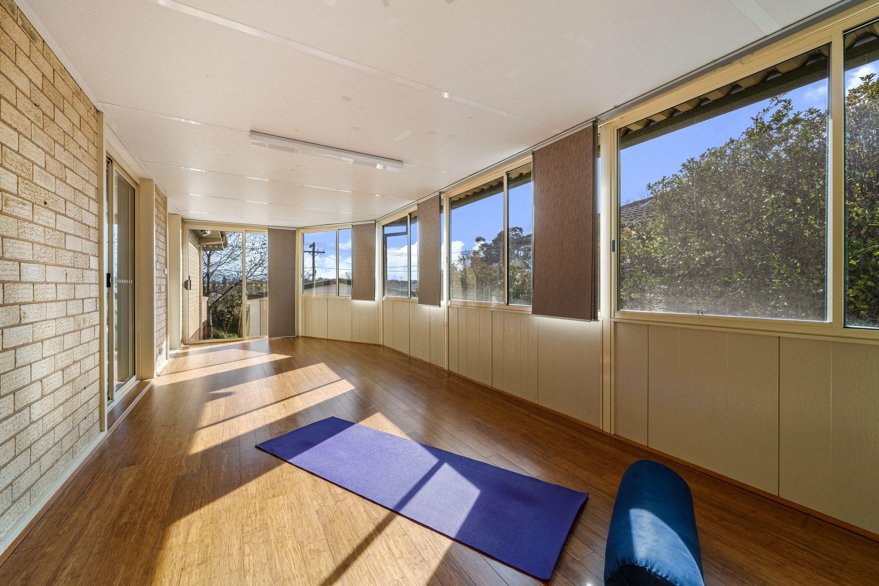 Expansive Macgregor Family Residence