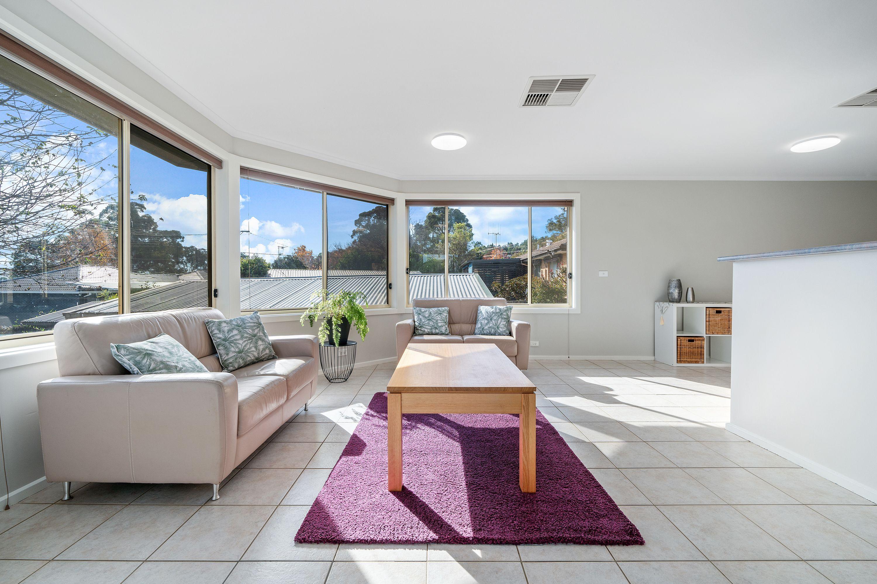 Expansive Macgregor Family Residence