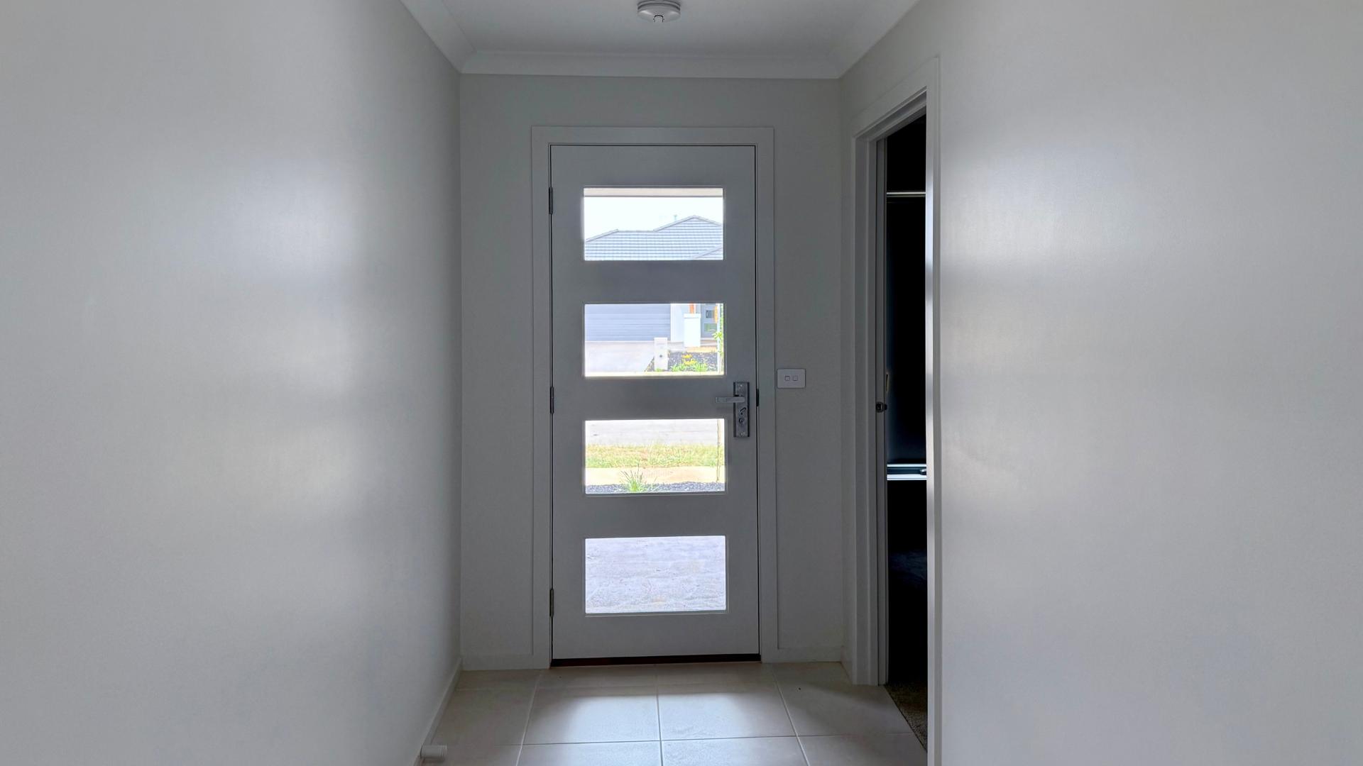 Brand-New 4-Bedroom Family Home - Silkwater Plains Estate, Tatura