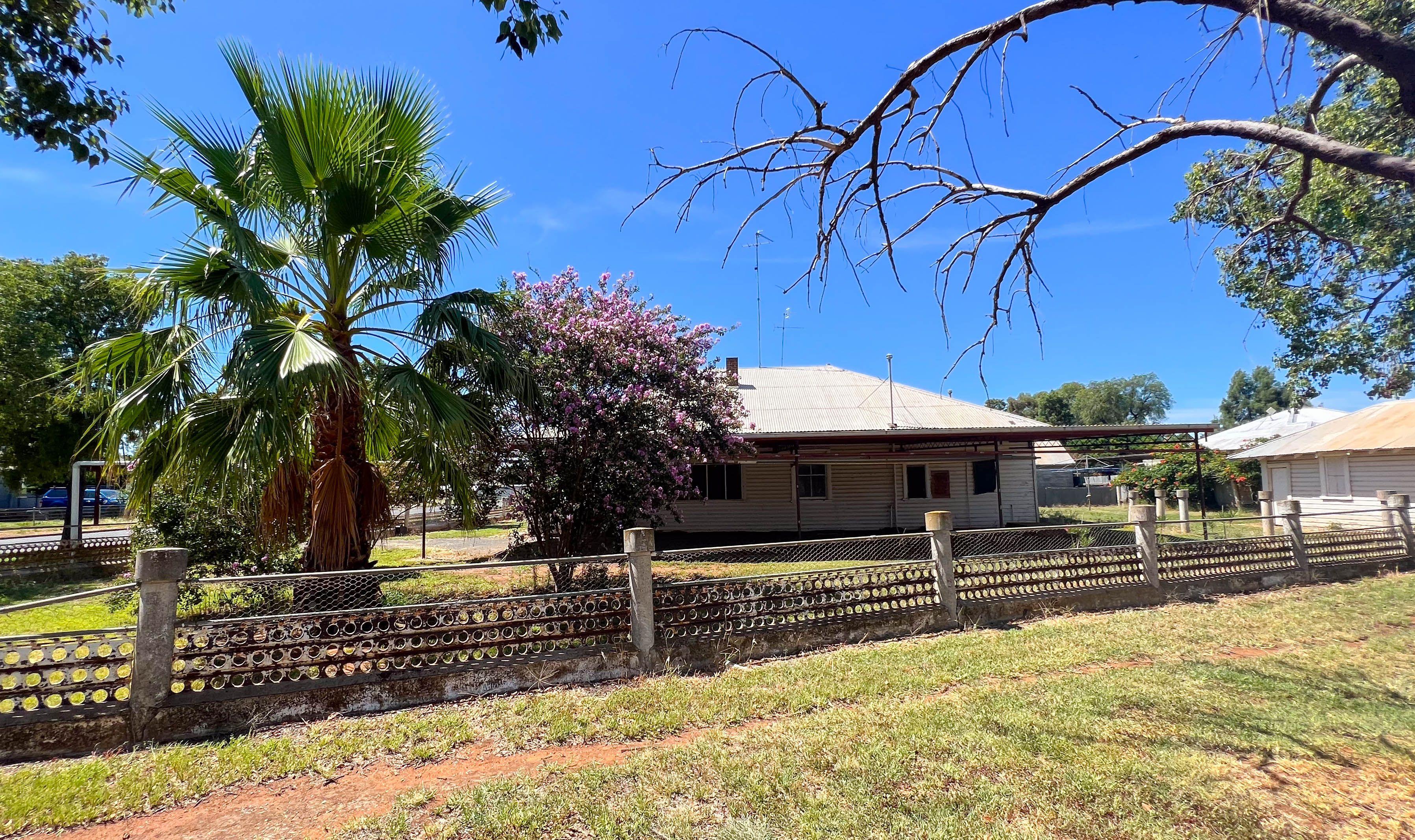 3 Bedroom 1 Bathroom Home