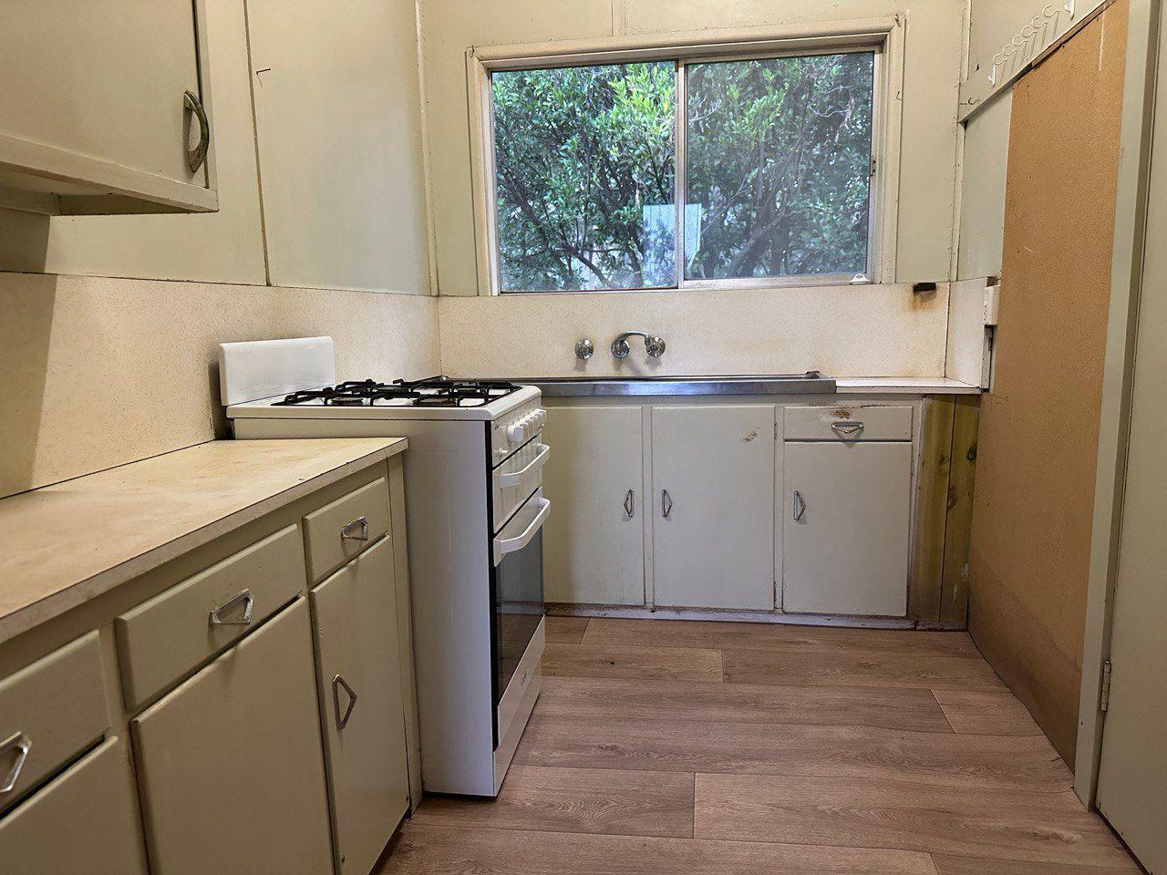 Ray White Forbes - 68511411