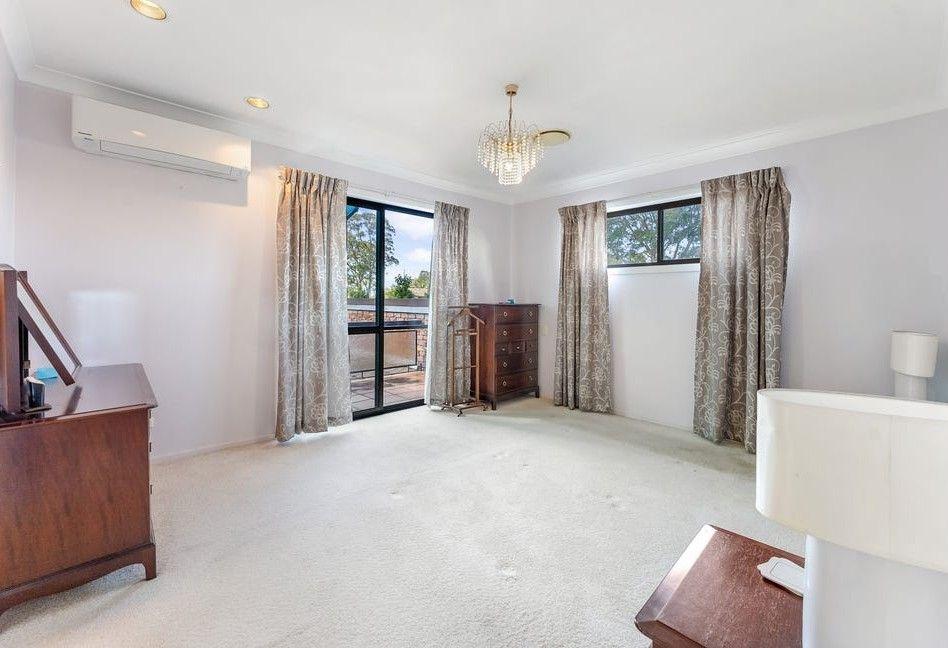 Private Cul-de-Sac Retreat with Pool in Bridgeman Downs