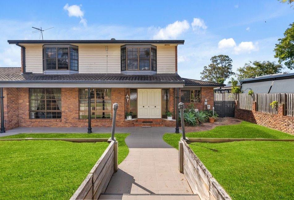 Private Cul-de-Sac Retreat with Pool in Bridgeman Downs