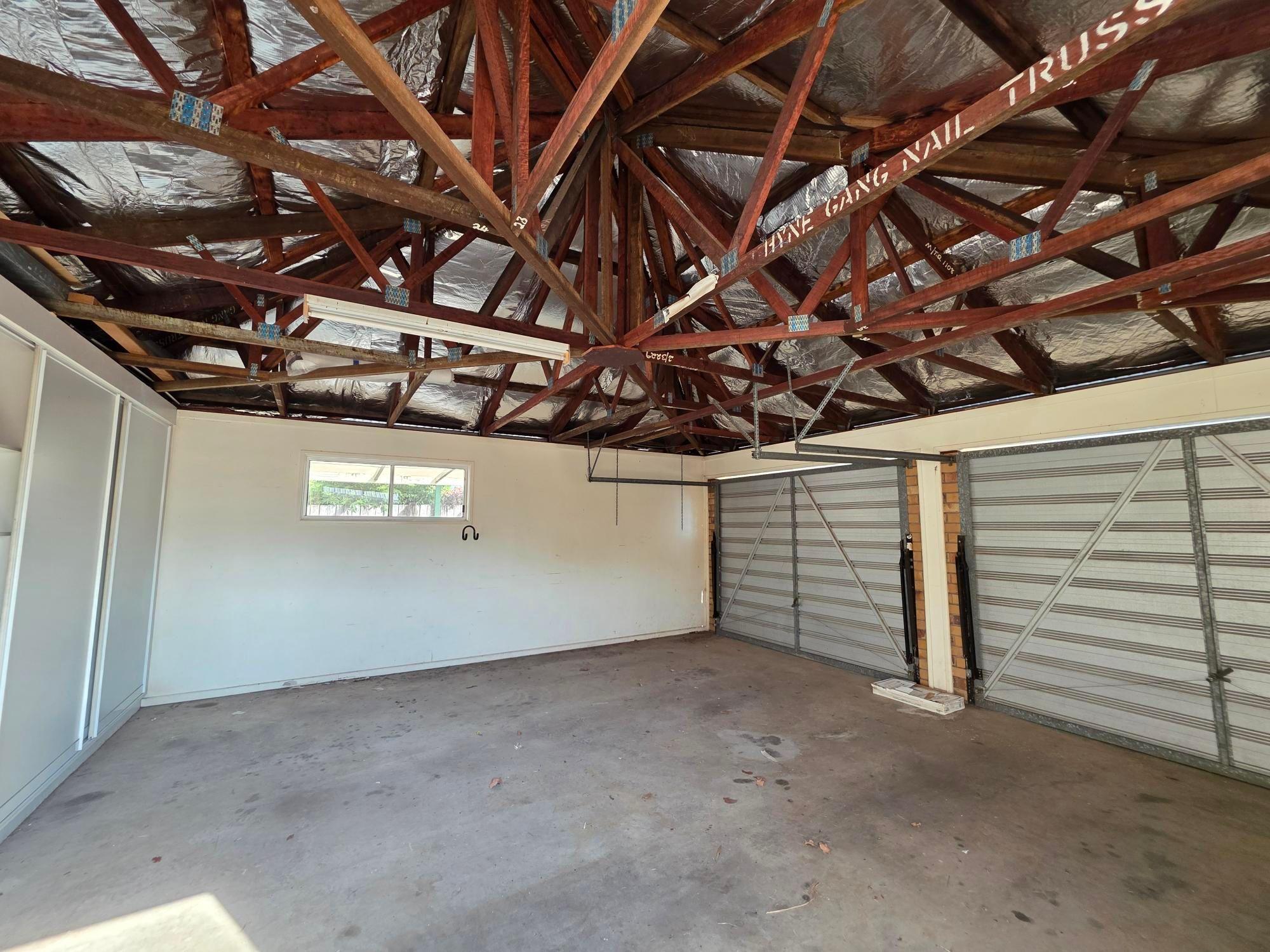 Large Family Home FOR LEASE!