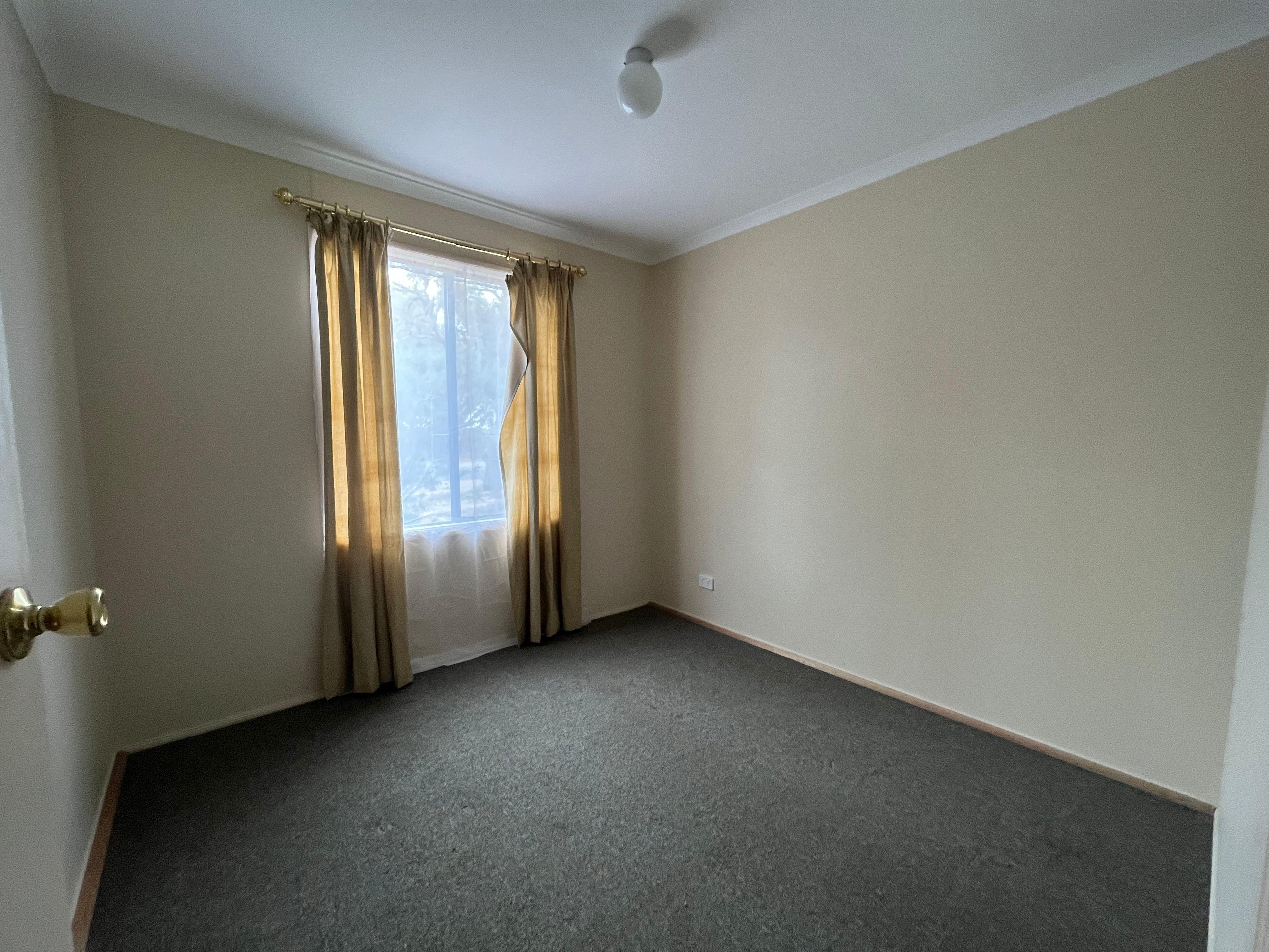 Low Maintenance Family Home - Available mid - November !