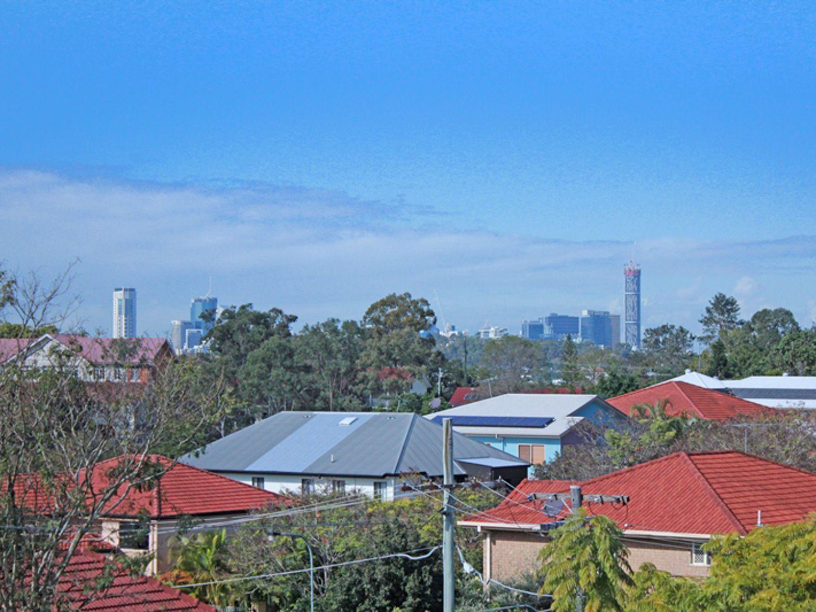 Modern Alderley home!