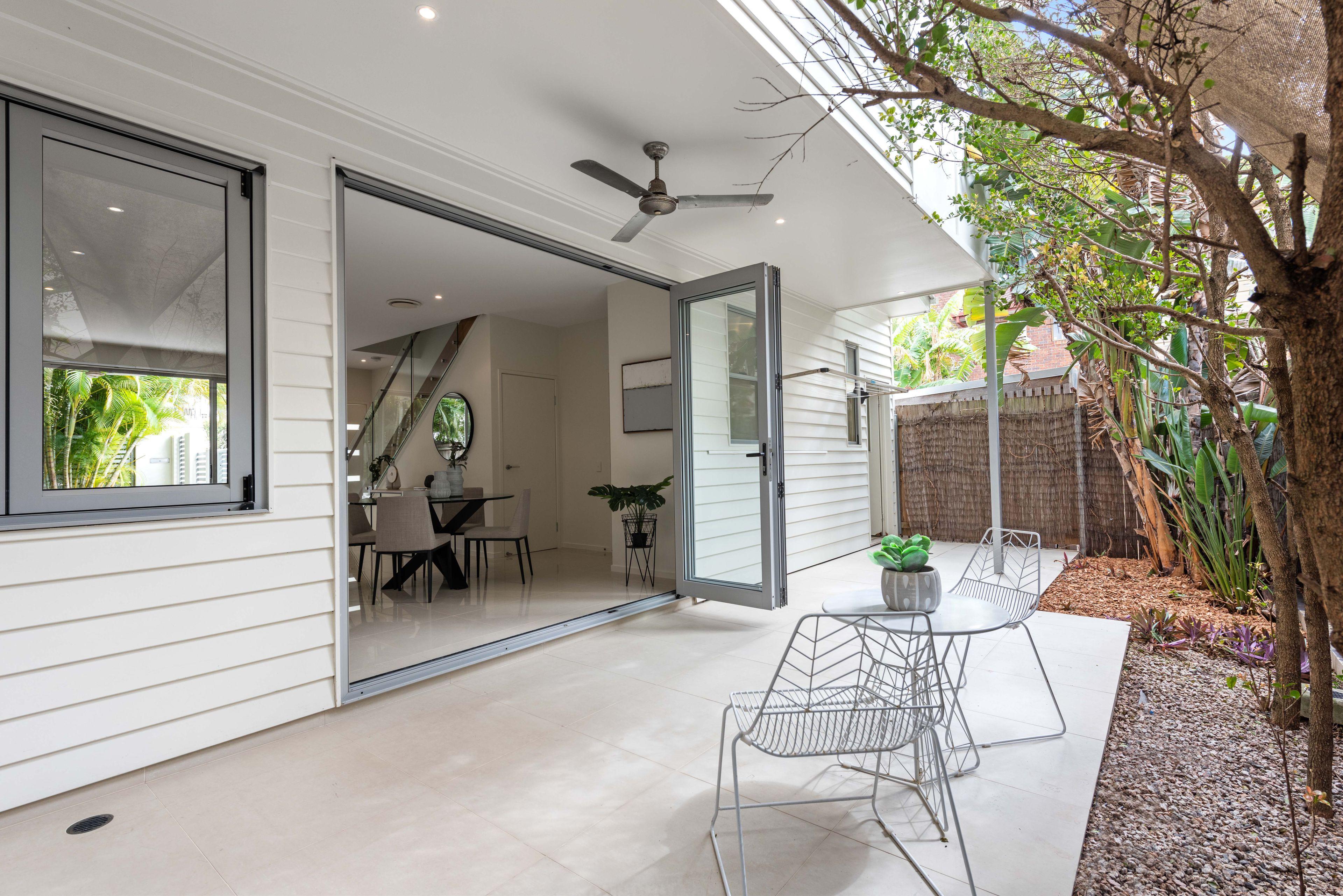 Modern Alderley home!