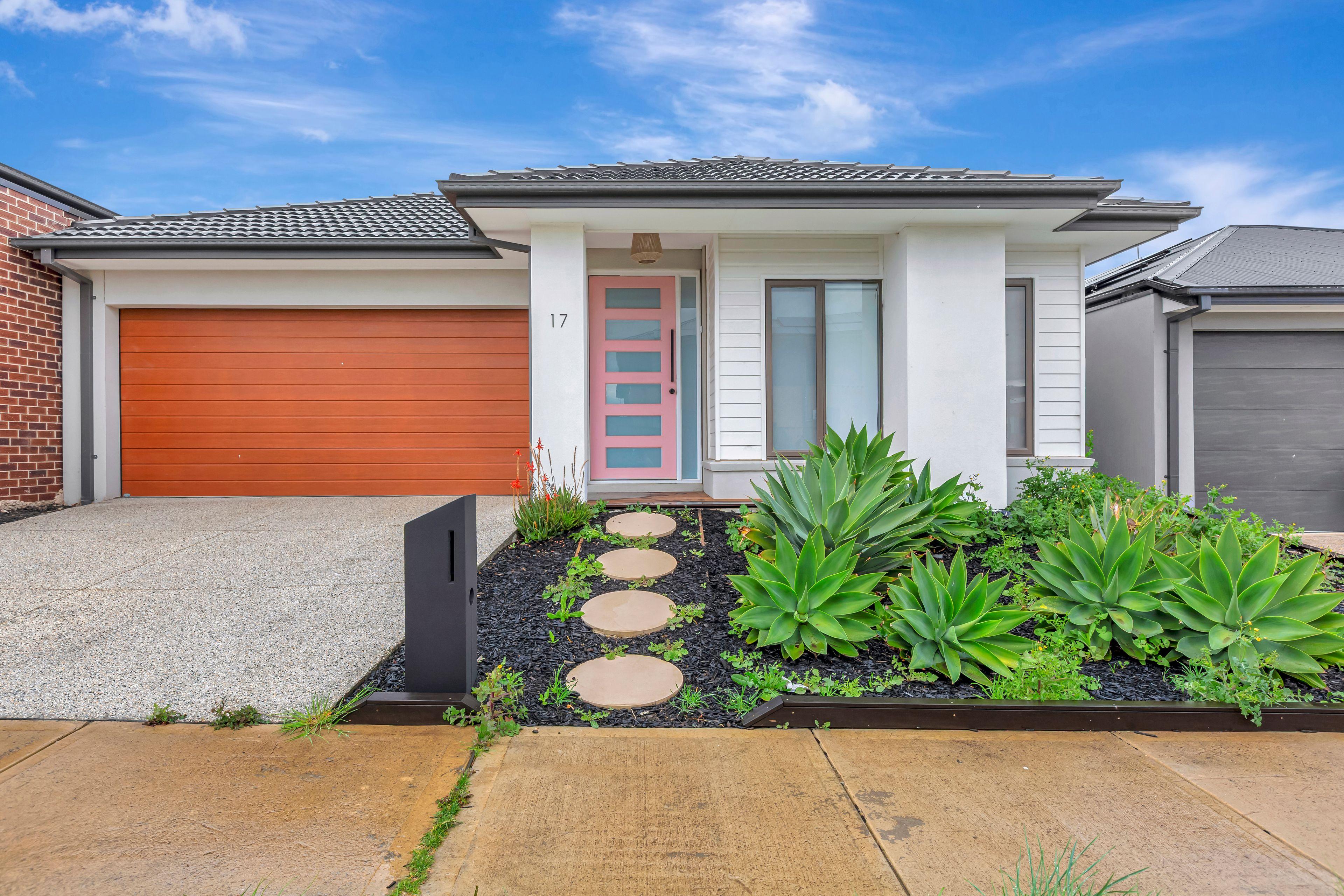 Prop-GPT: House: VIC Donnybrook, VIC 3064 Architectural Flair Meets Family Comfort