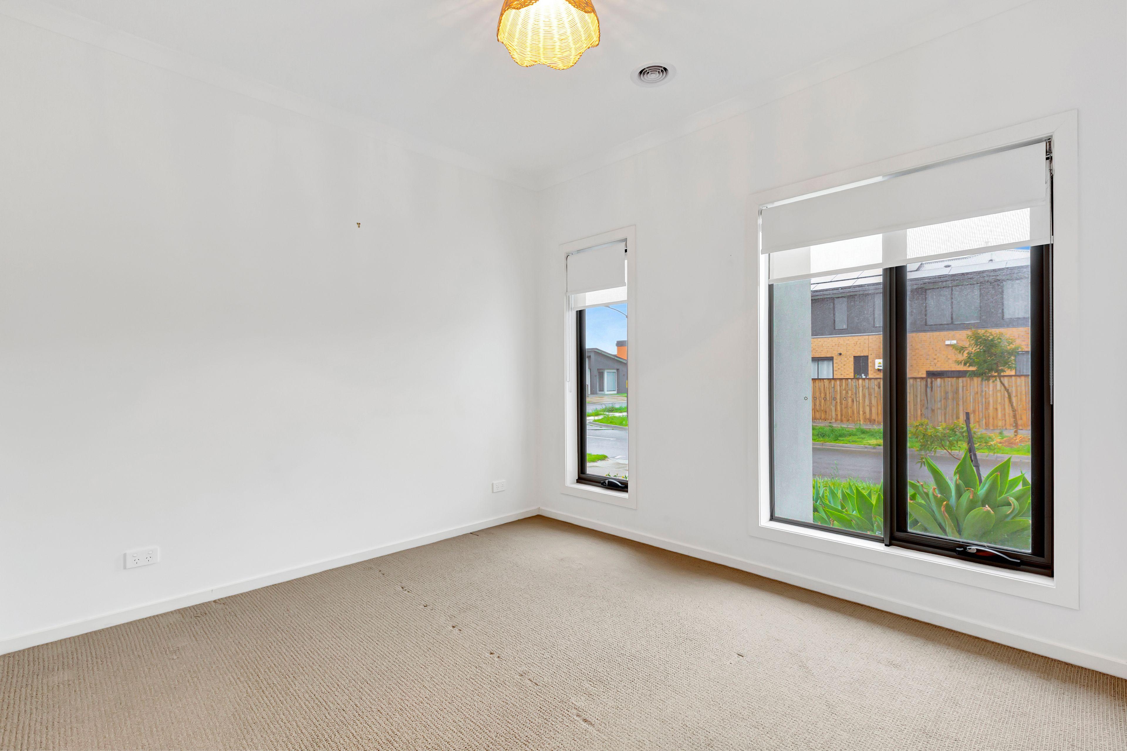 Architectural Flair Meets Family Comfort