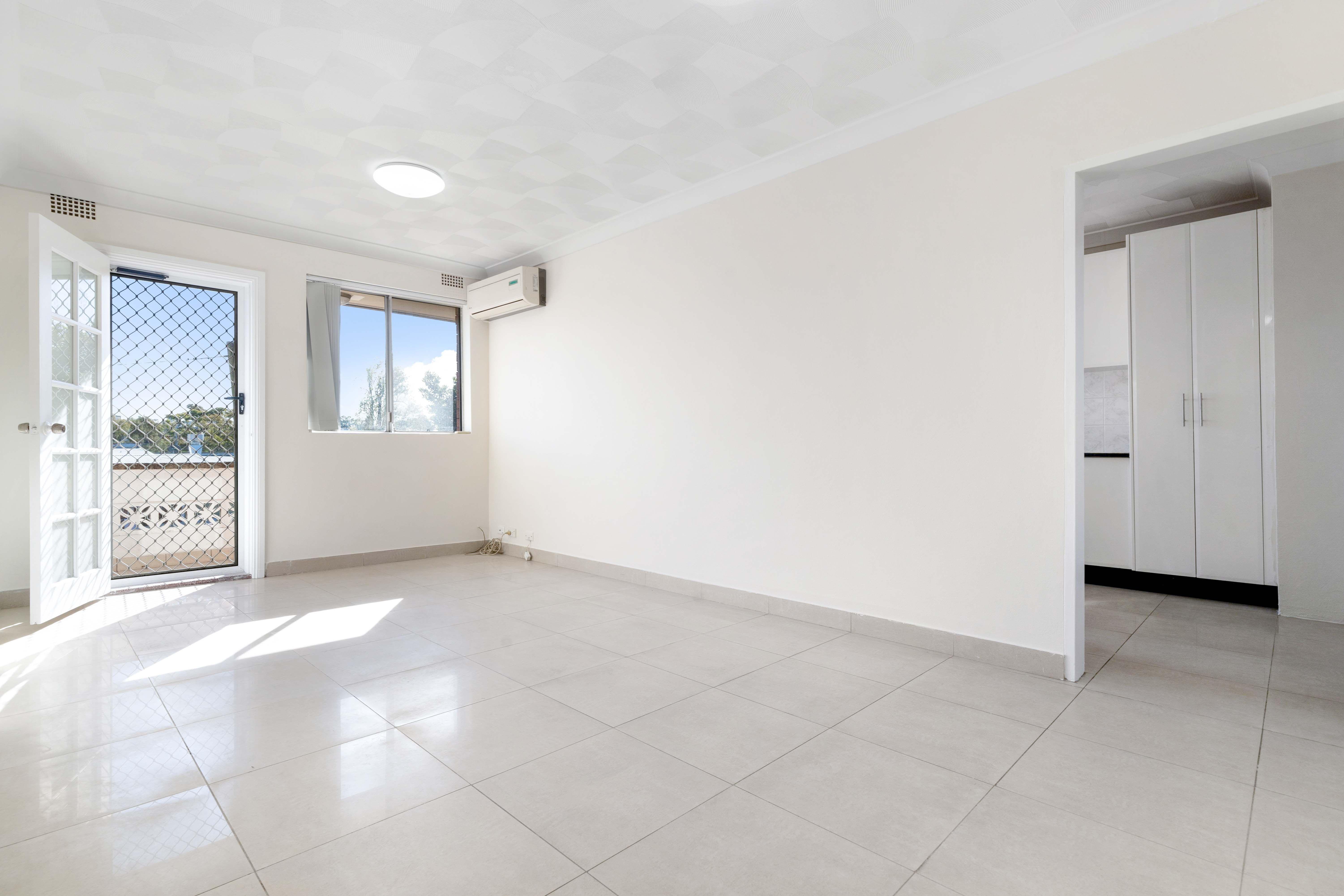 Prop-GPT: Unit: NSW Punchbowl, NSW 2196 Modern Two Bedroom Apartment, Moments To The Shops, Transport And Shopping