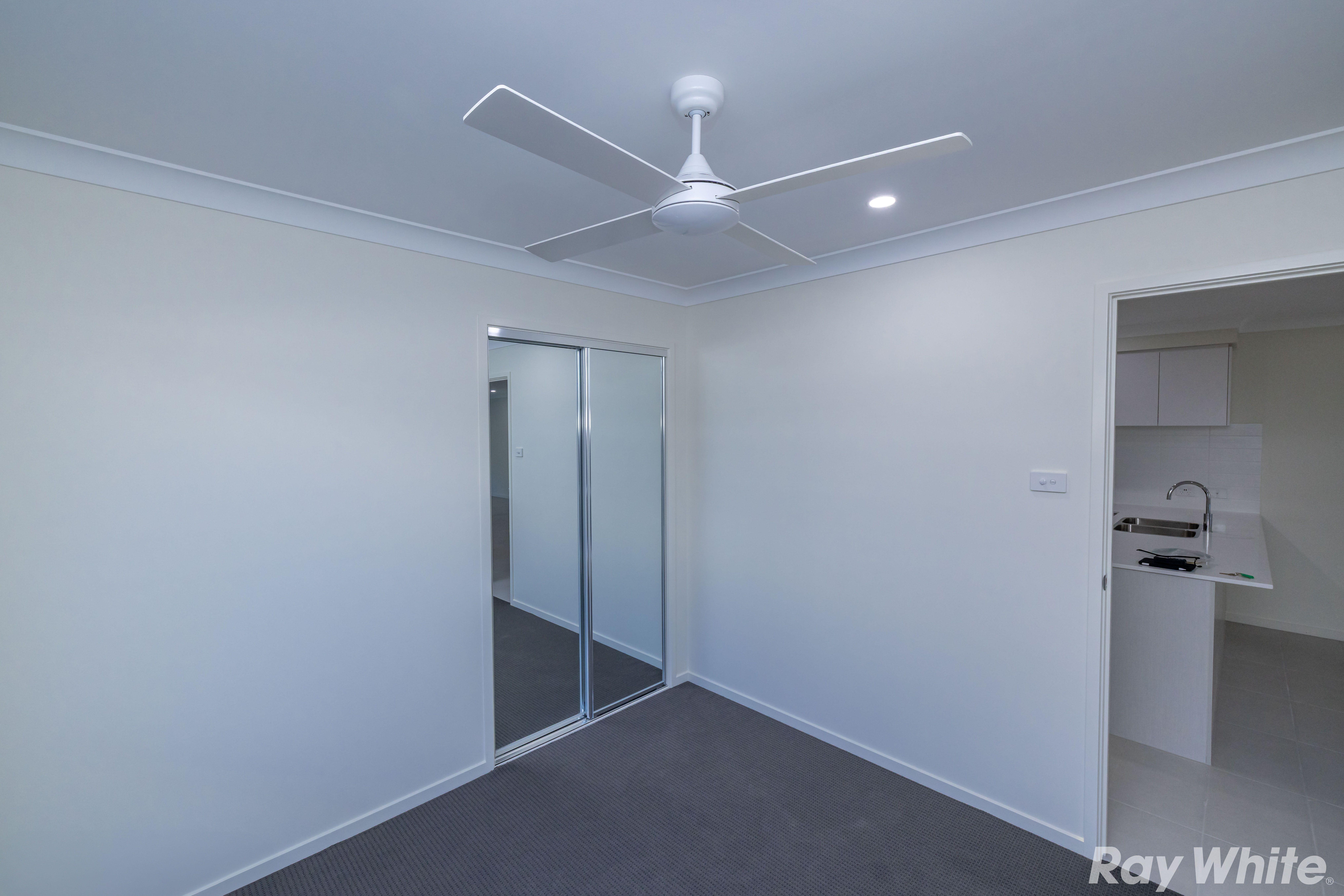 BEAUTIFUL BRAND NEW 3 BEDROOM VILLA!!