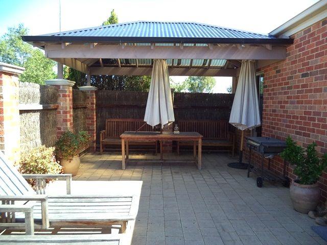 Bright and Modern Townhouse