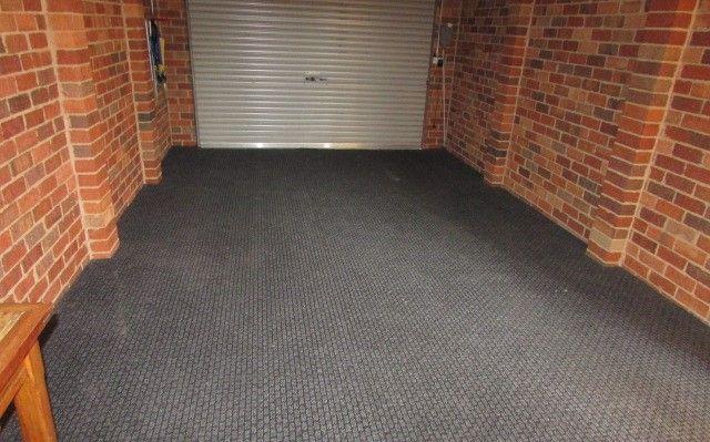 Bright and Modern Townhouse