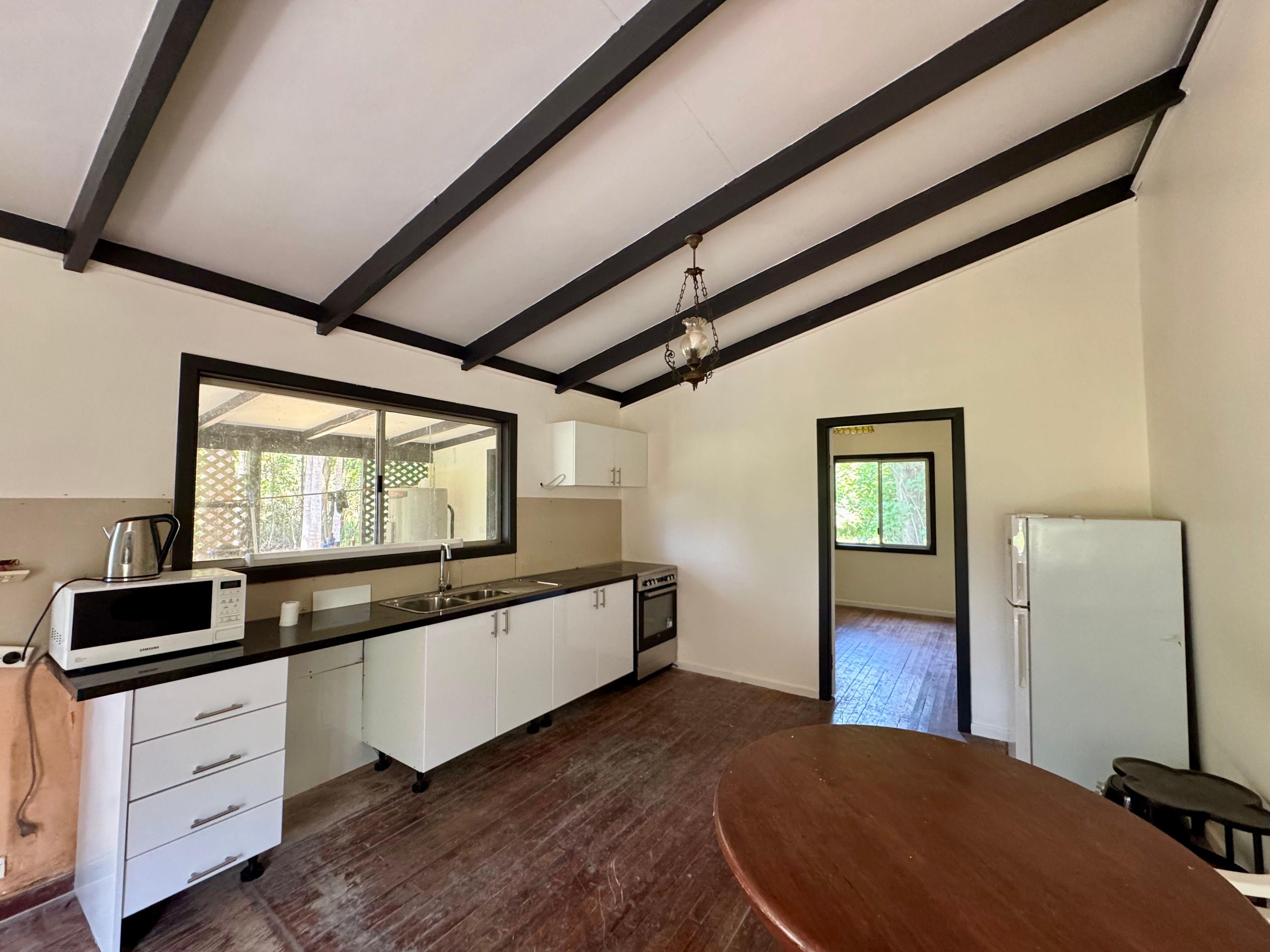 Peaceful, Private Retreat in Collins Creek Valley