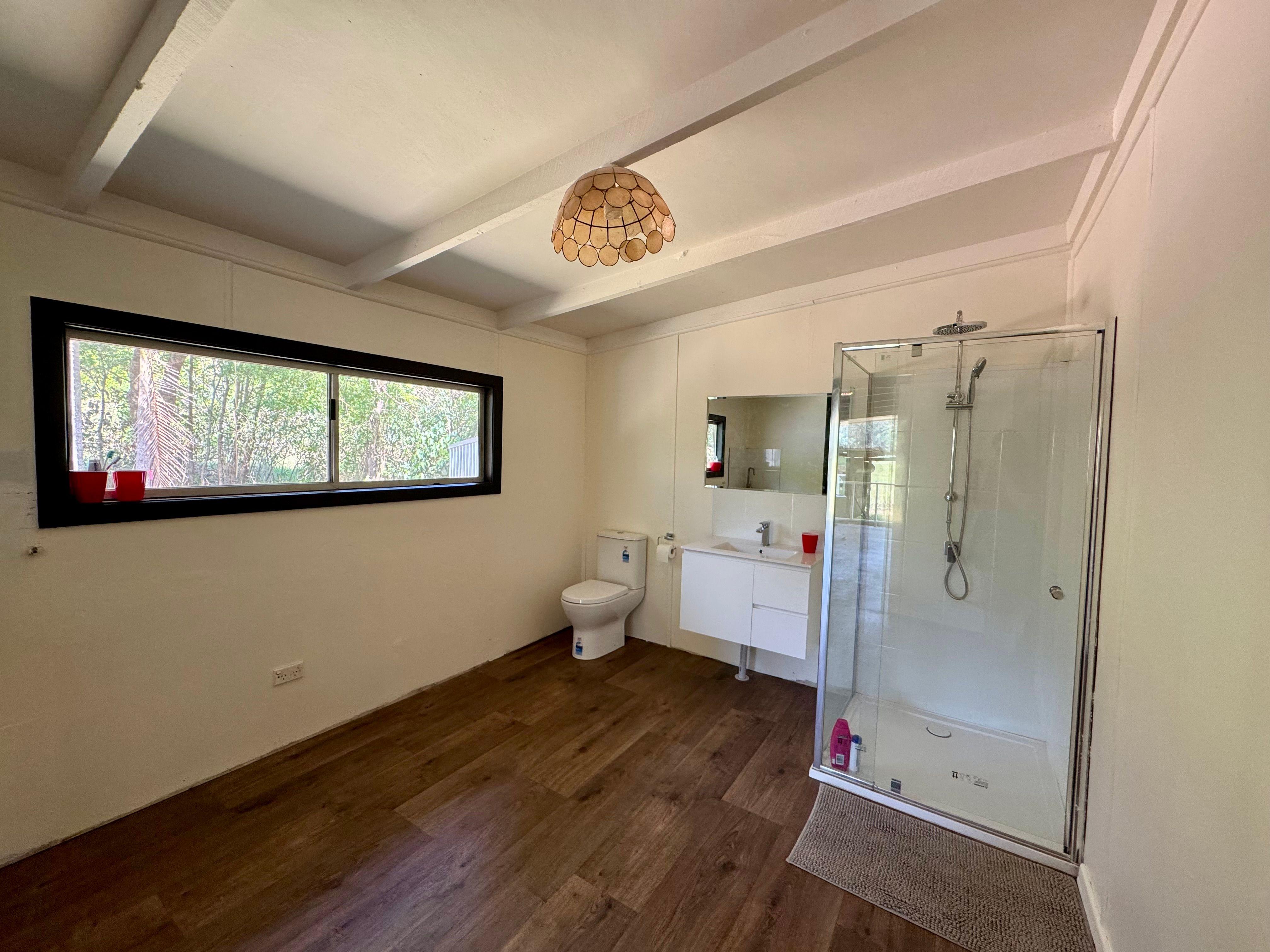 Peaceful, Private Retreat in Collins Creek Valley