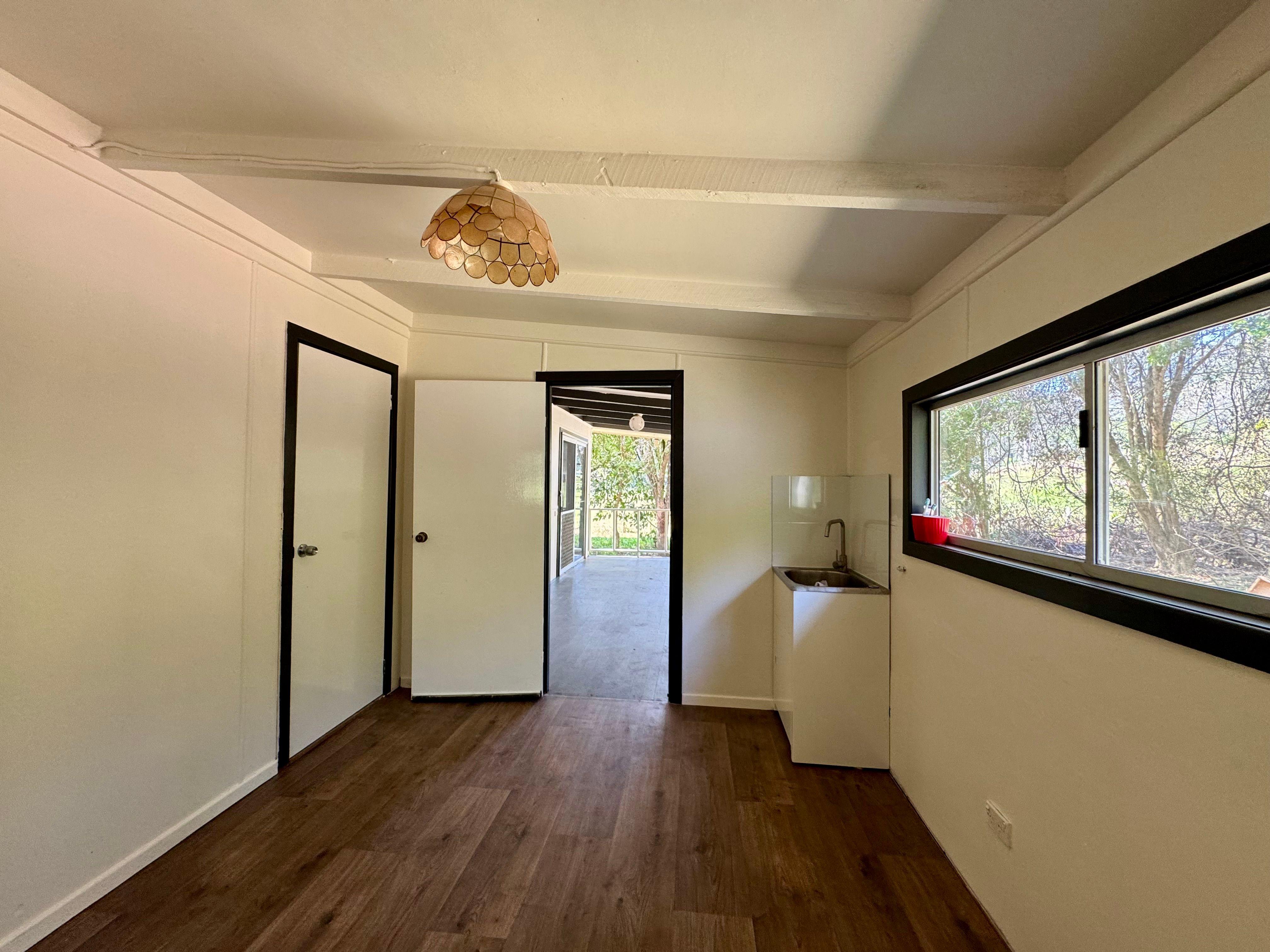 Peaceful, Private Retreat in Collins Creek Valley