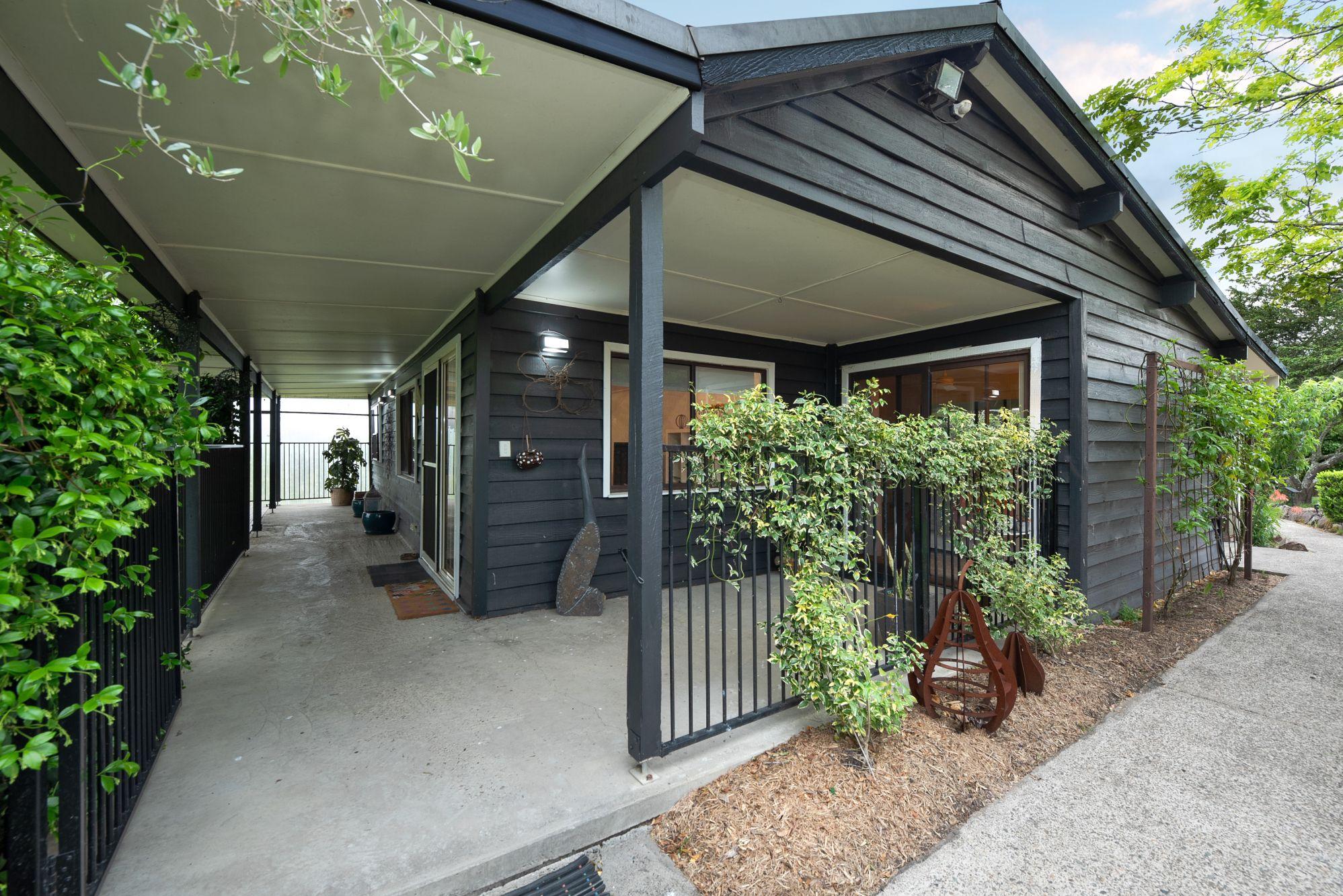 'Glengourdie' Two Homes, Yoga Dome & Guest Facilities on 5.2ha - Lifestyle, Income & Space to Breathe