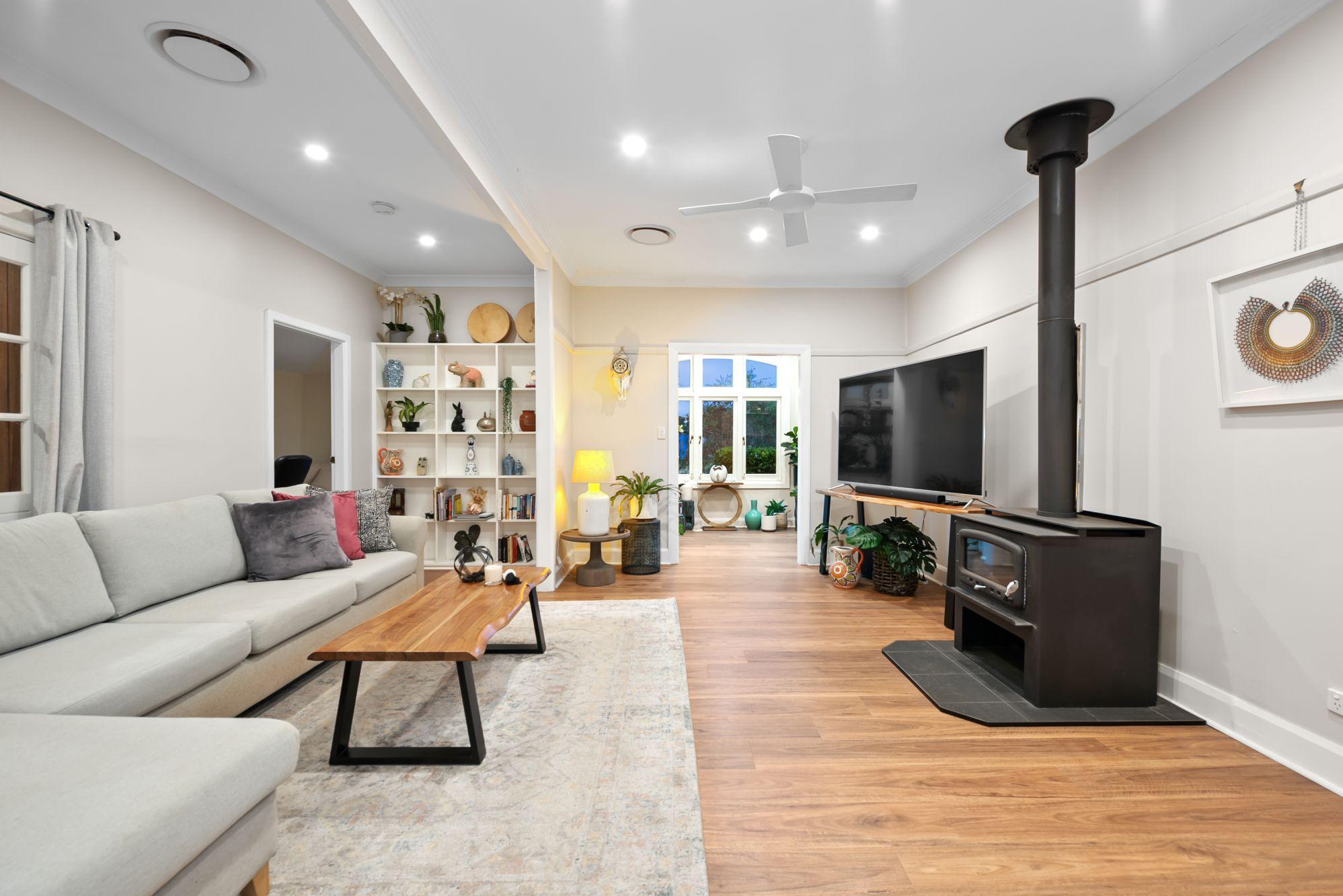 'Glengourdie' Two Homes, Yoga Dome & Guest Facilities on 5.2ha - Lifestyle, Income & Space to Breathe