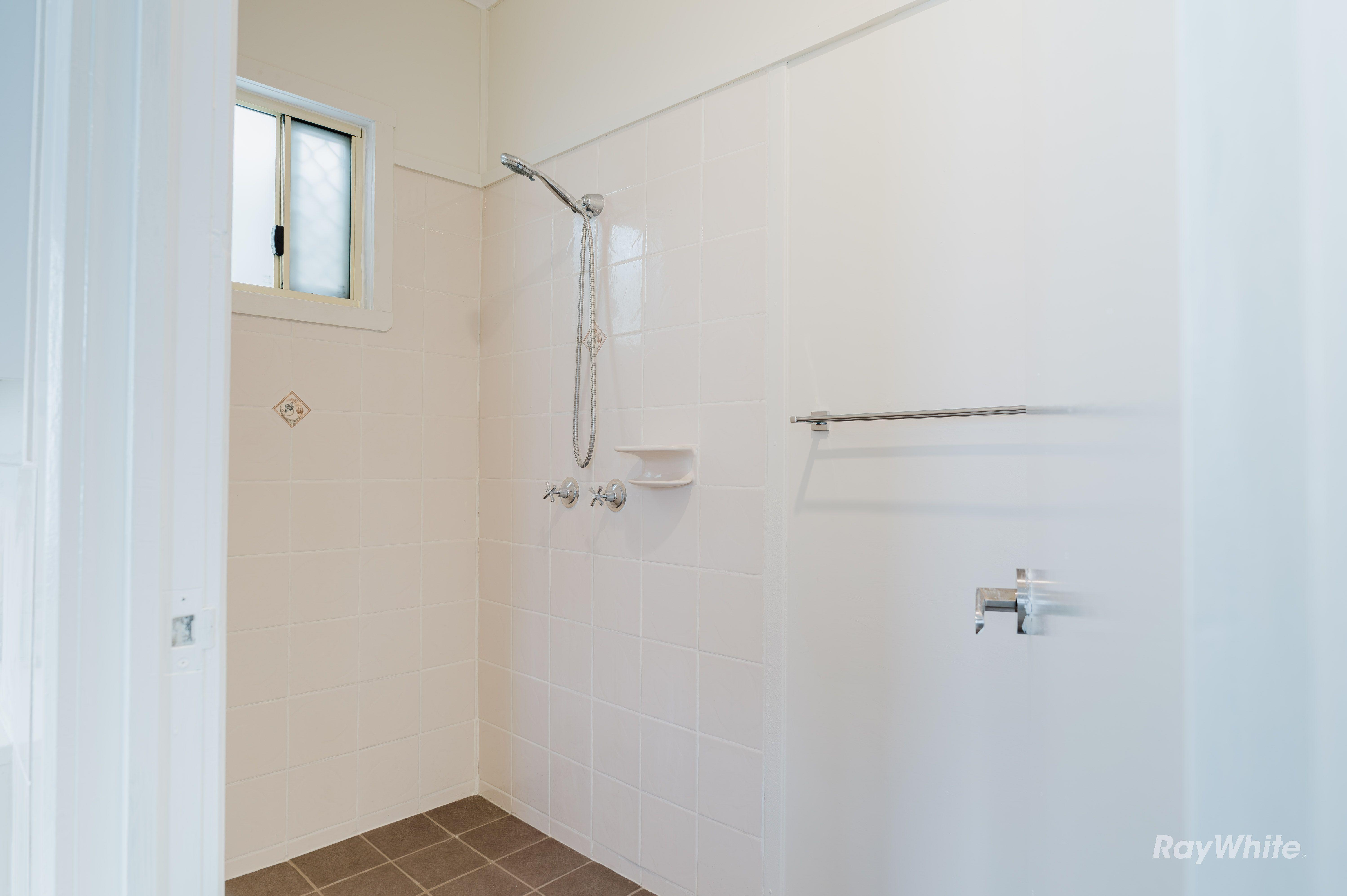 Stylishly Renovated Home with Space, Privacy & Convenience