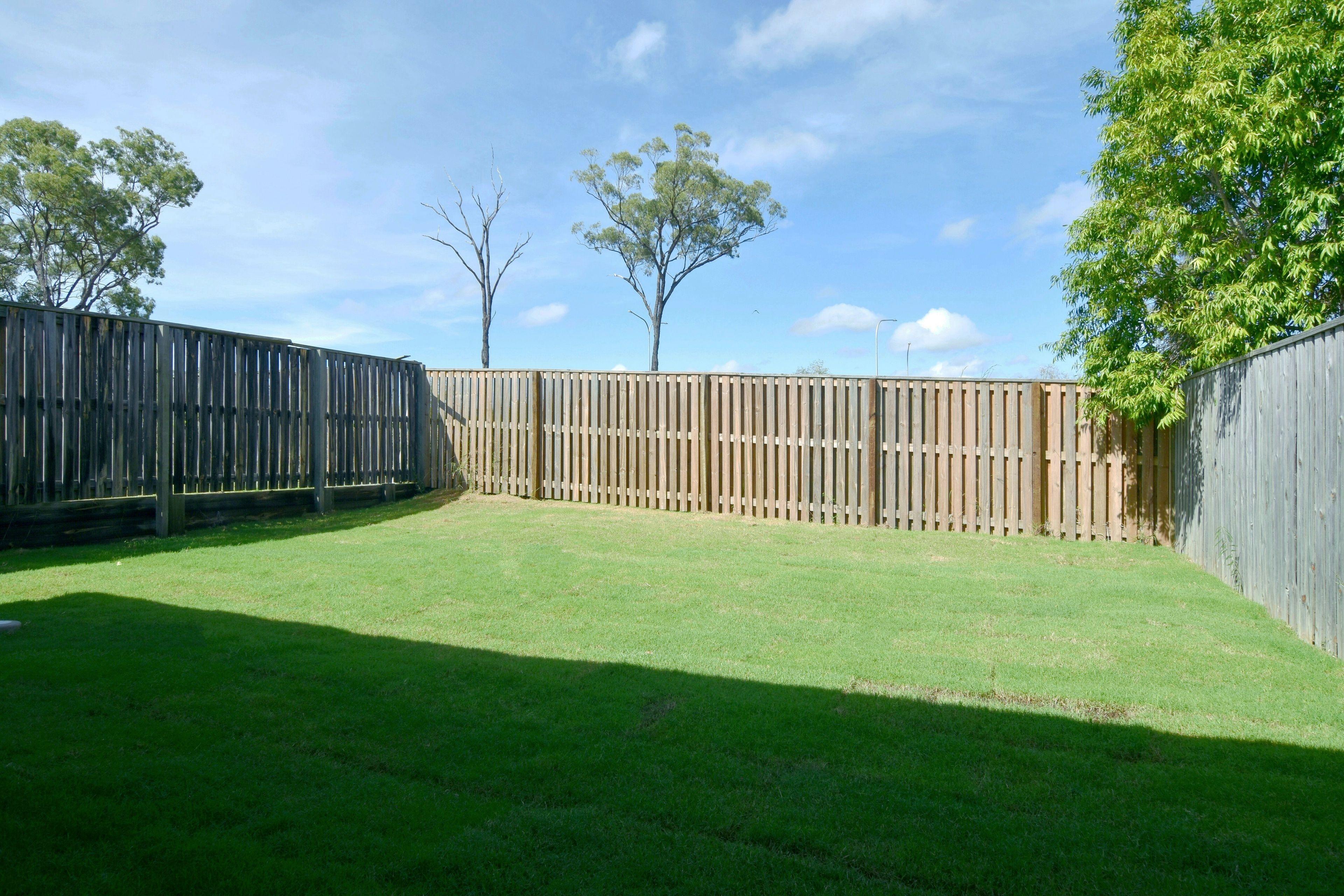 FOUR BEDROOM HOME IN TANNUM SANDS!