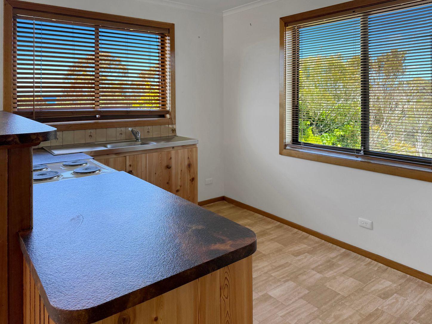 5-7 Reedy Road, BEAUMARIS, TAS 7215 - House for Rent - harcourts.net