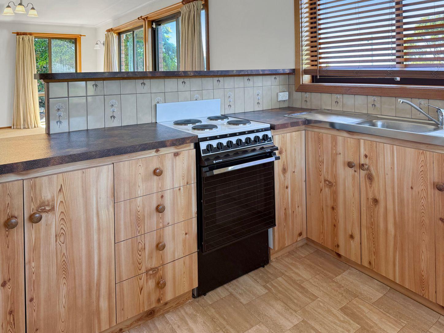 5-7 Reedy Road, BEAUMARIS, TAS 7215 - House for Rent - harcourts.net