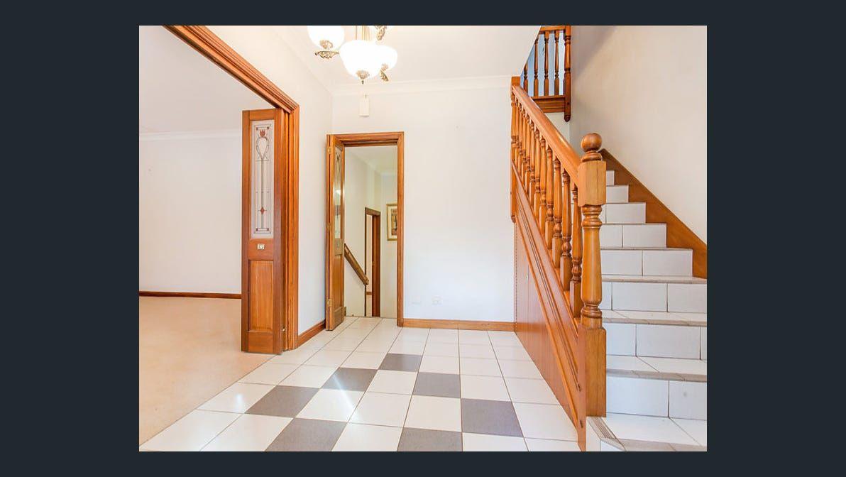 Prop-GPT: House: SA Rostrevor, SA 5073 Spectacular 5+ bedroom home in Rostrevor