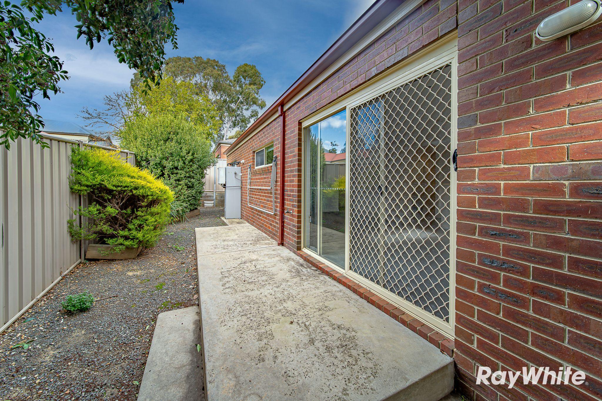 Stunning 3 Bedroom in a much sought after quiet pocket of Golden Square