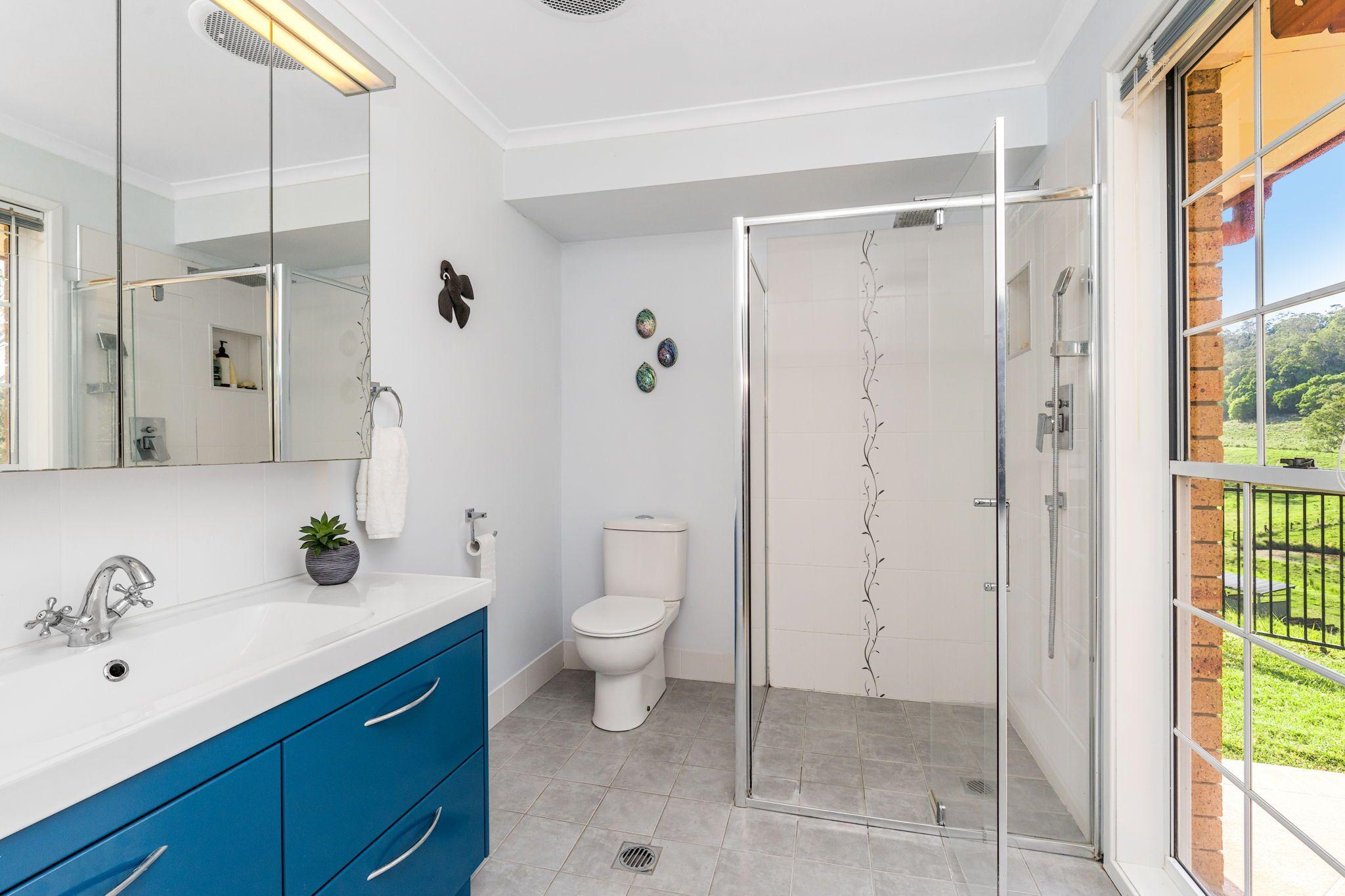 Scenic Grandeur Meets Ideal Stud Farm