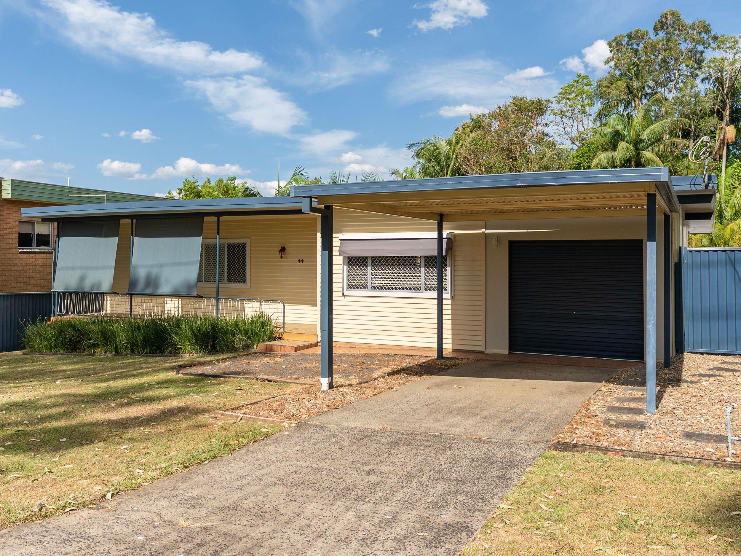Prop-GPT: House: NSW Goonellabah, NSW 2480 Spacious Family Home in a Convenient Location