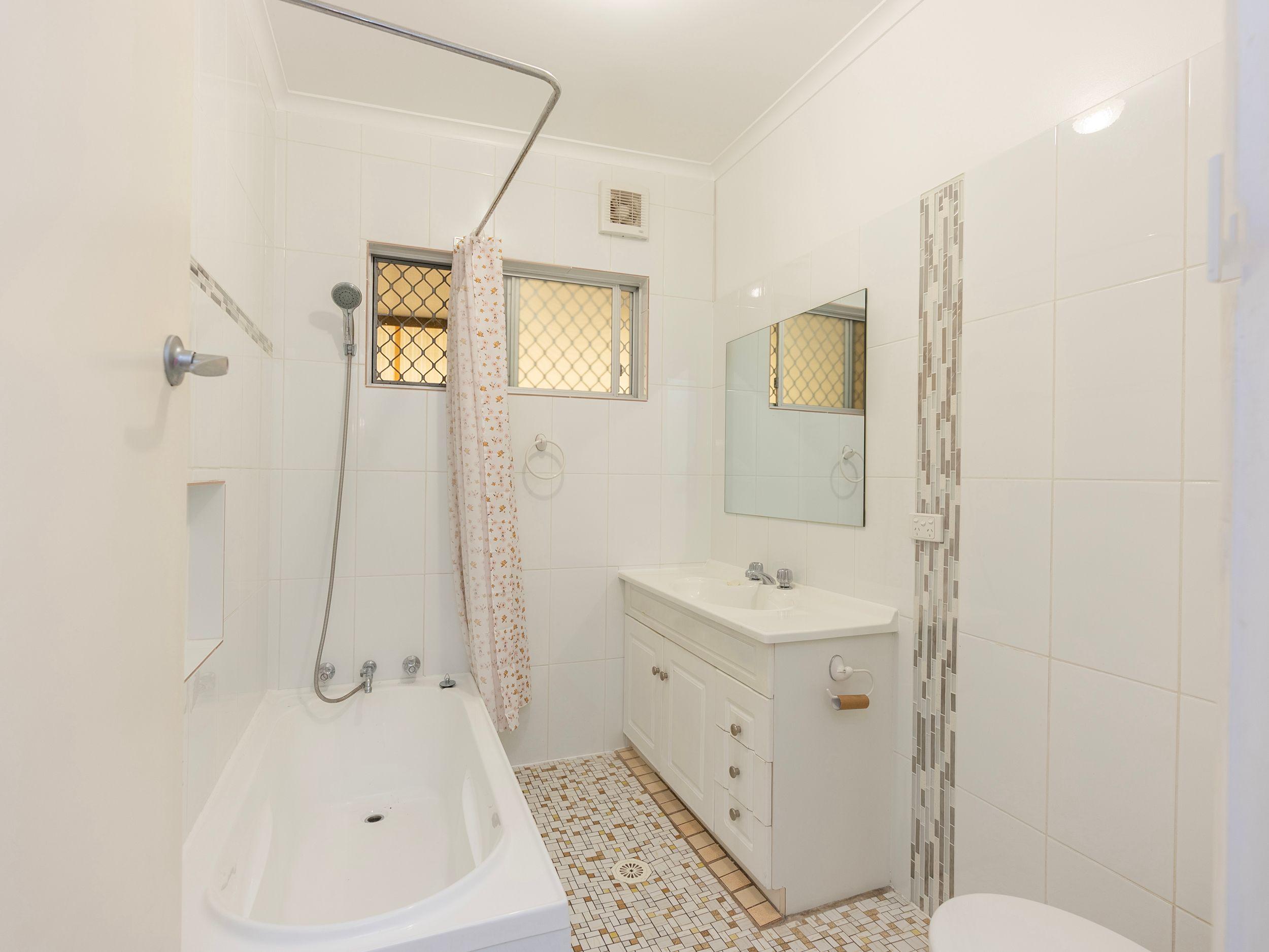 Spacious Family Home in a Convenient Location