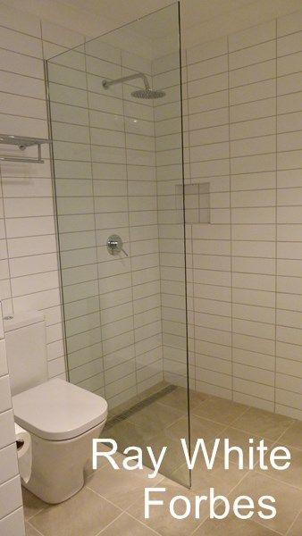 Ray White Forbes 68511411