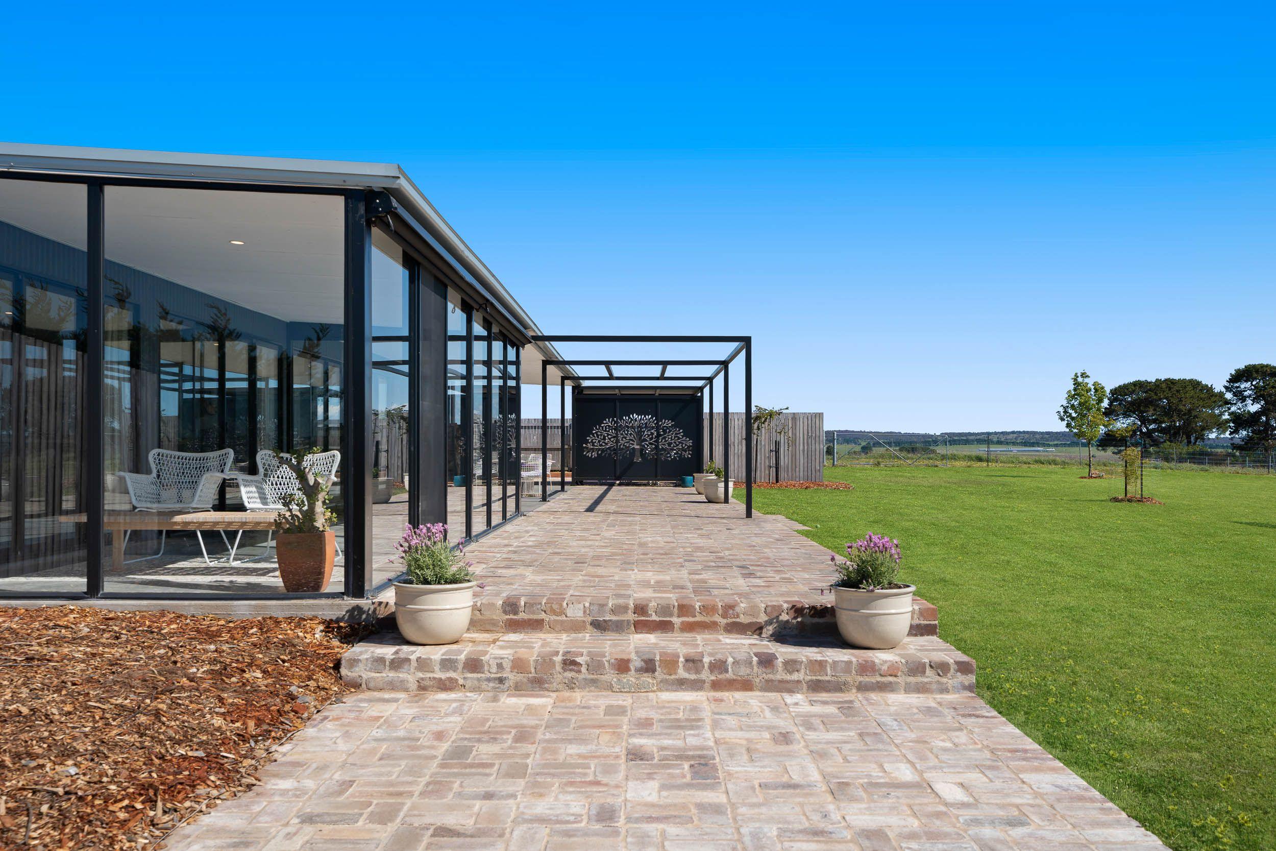 The Boutique Equine Lifestyle - Refined and Ready