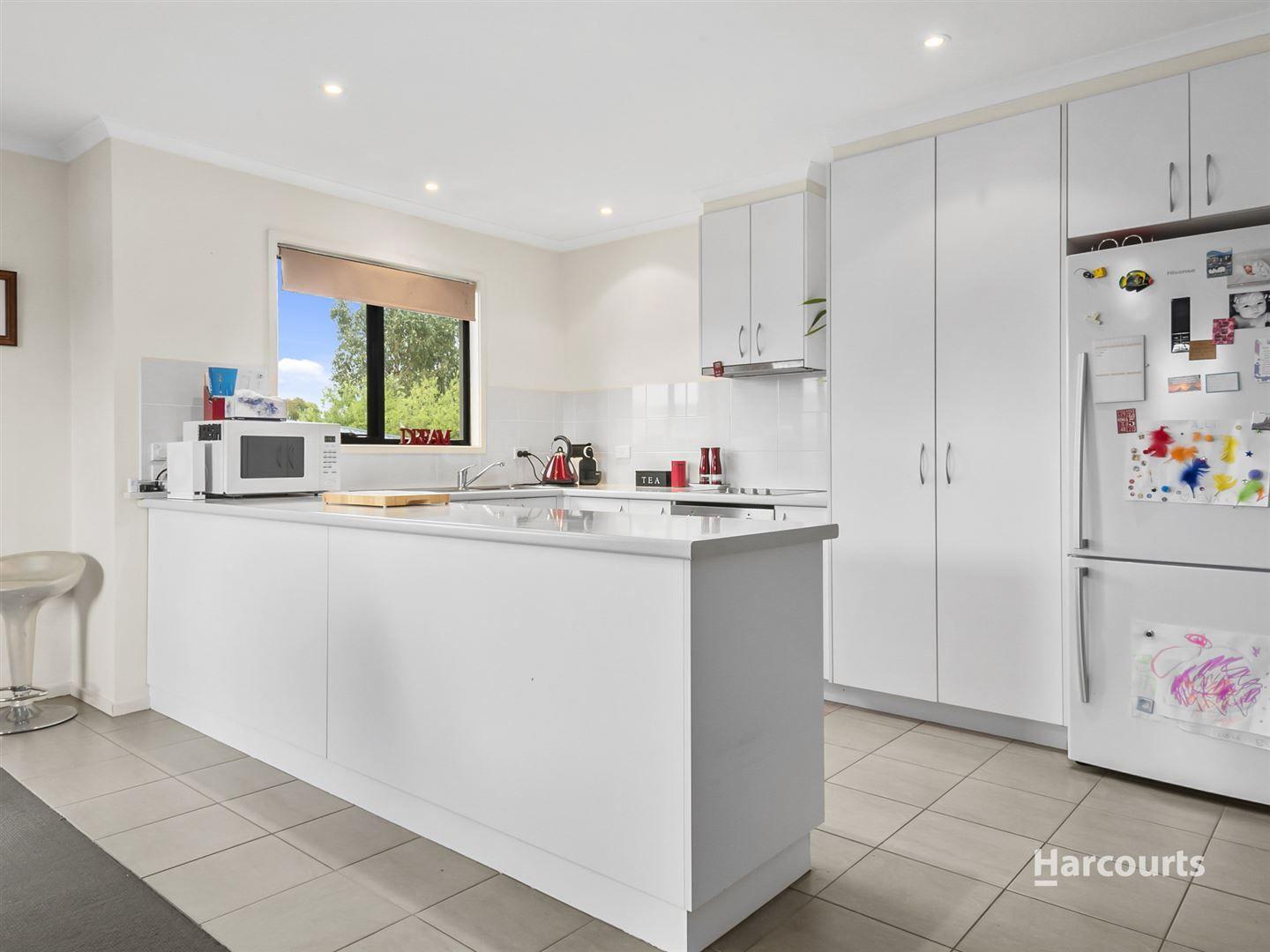 6 Threxton Way, HOWRAH, TAS 7018 - House for Rent - harcourts.net