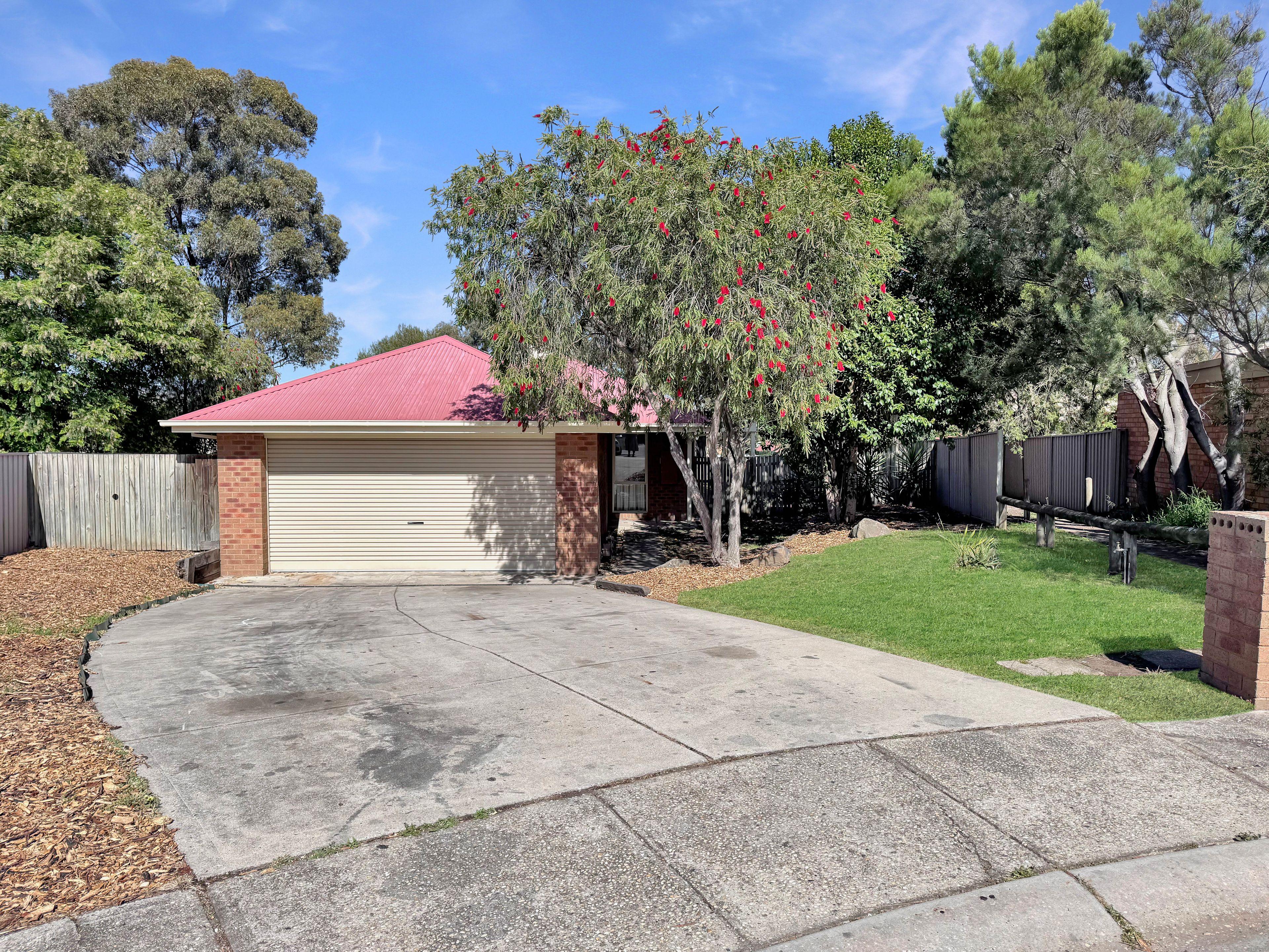 Prop-GPT: House: VIC Seymour, VIC 3660 Beautifully Presented 4-Bedroom Family Home in a Sought-After Seymour Location