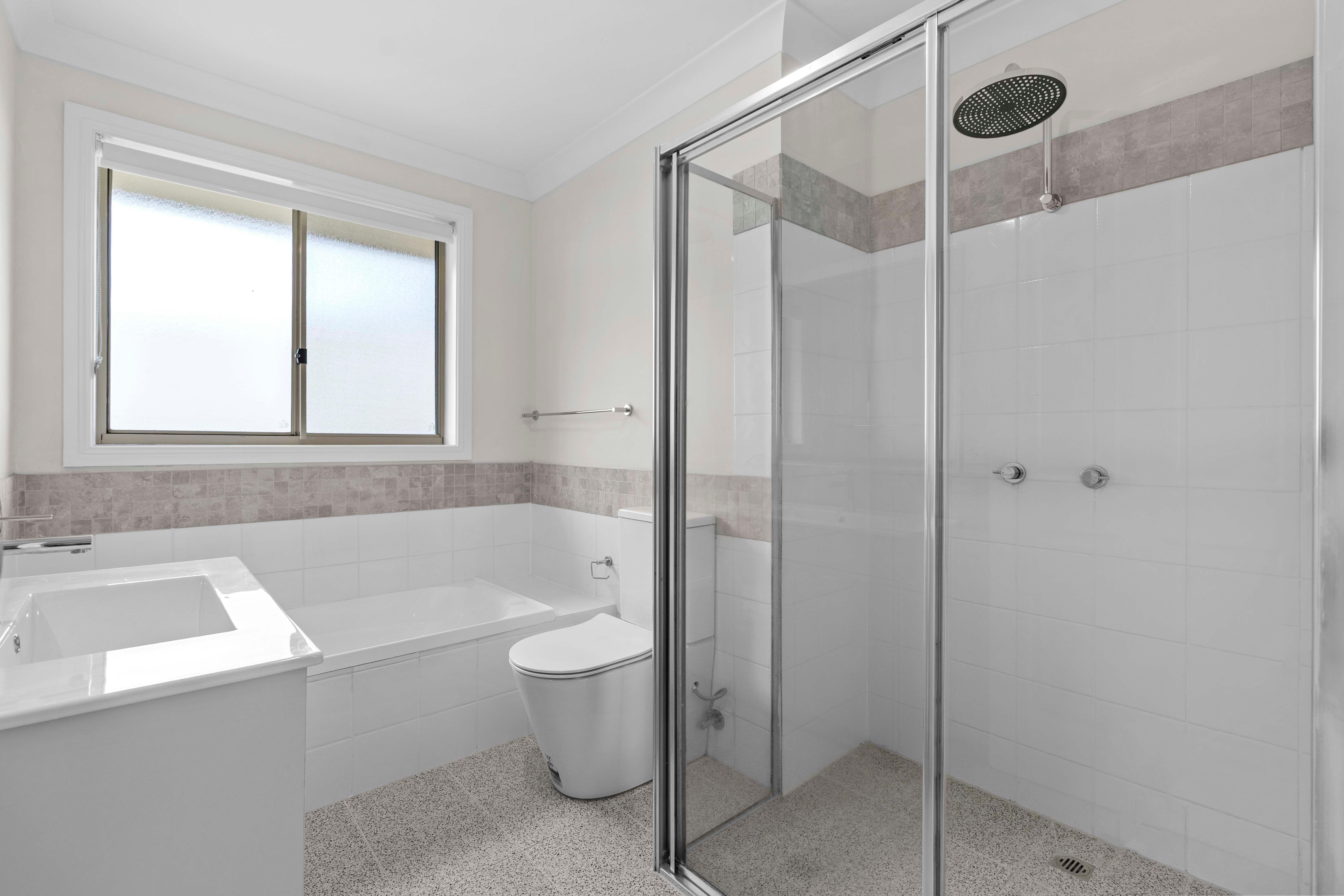 Spacious 4-Bedroom Family Home in Quiet Location