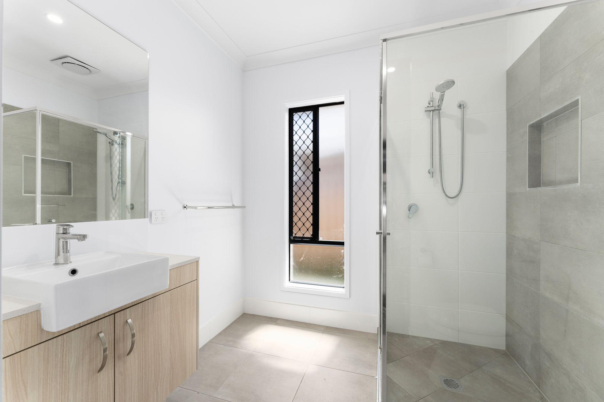 Modern, Bright and Beautifully Easy - The Perfect Family Home