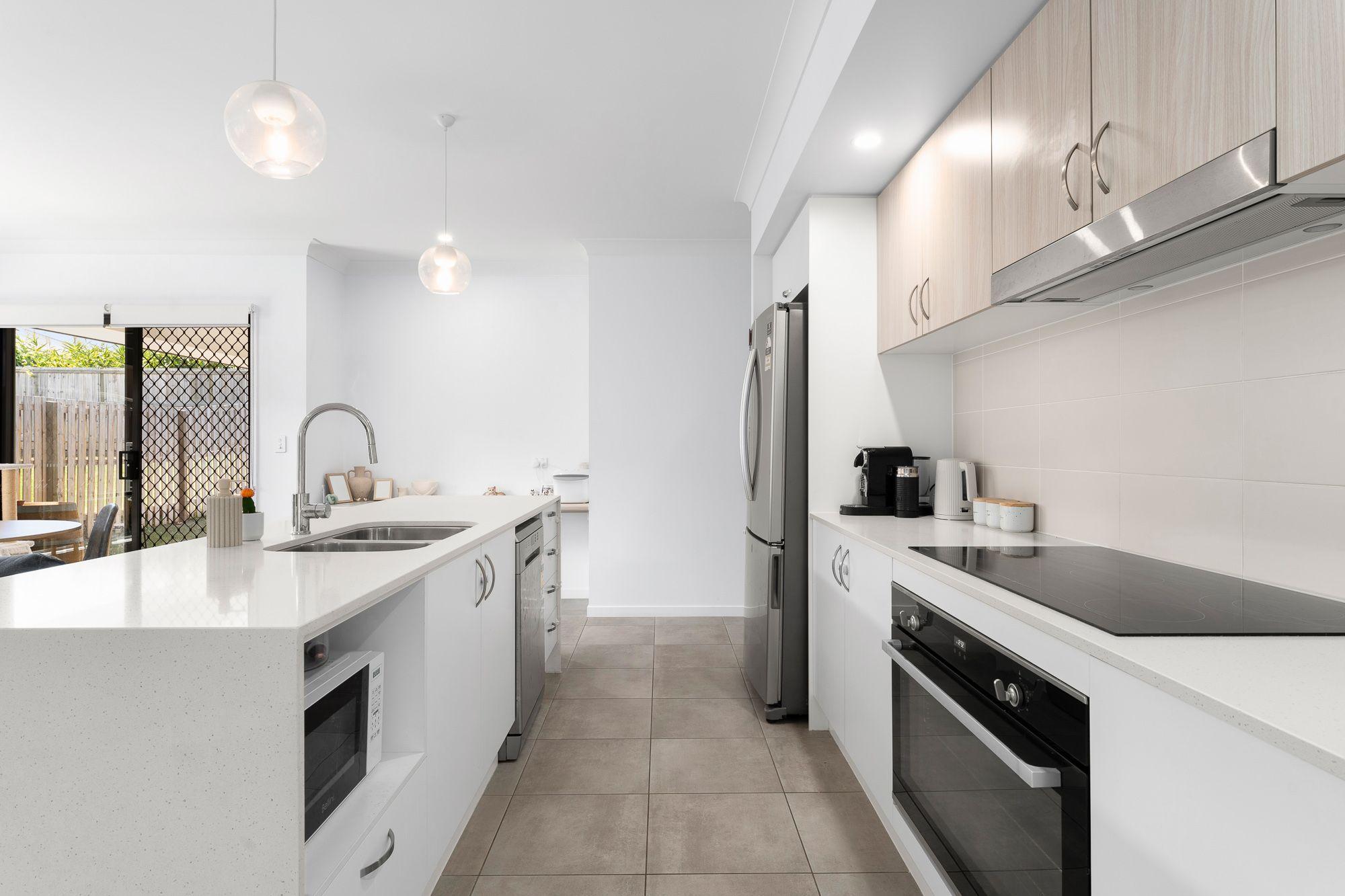 Modern, Bright and Beautifully Easy - The Perfect Family Home