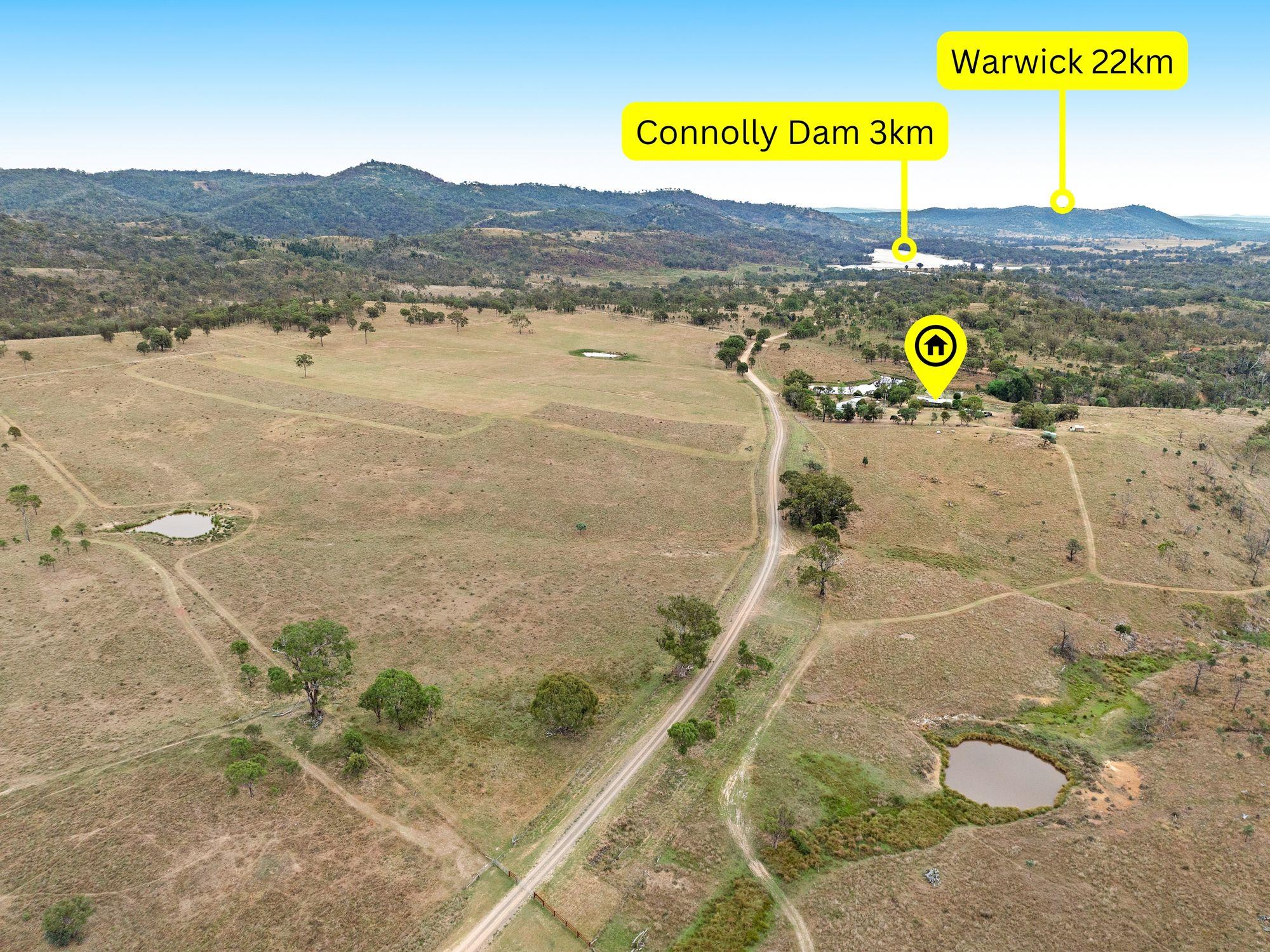 Mountain Views & Creekside Serenity - Your Rural Escape Awaits