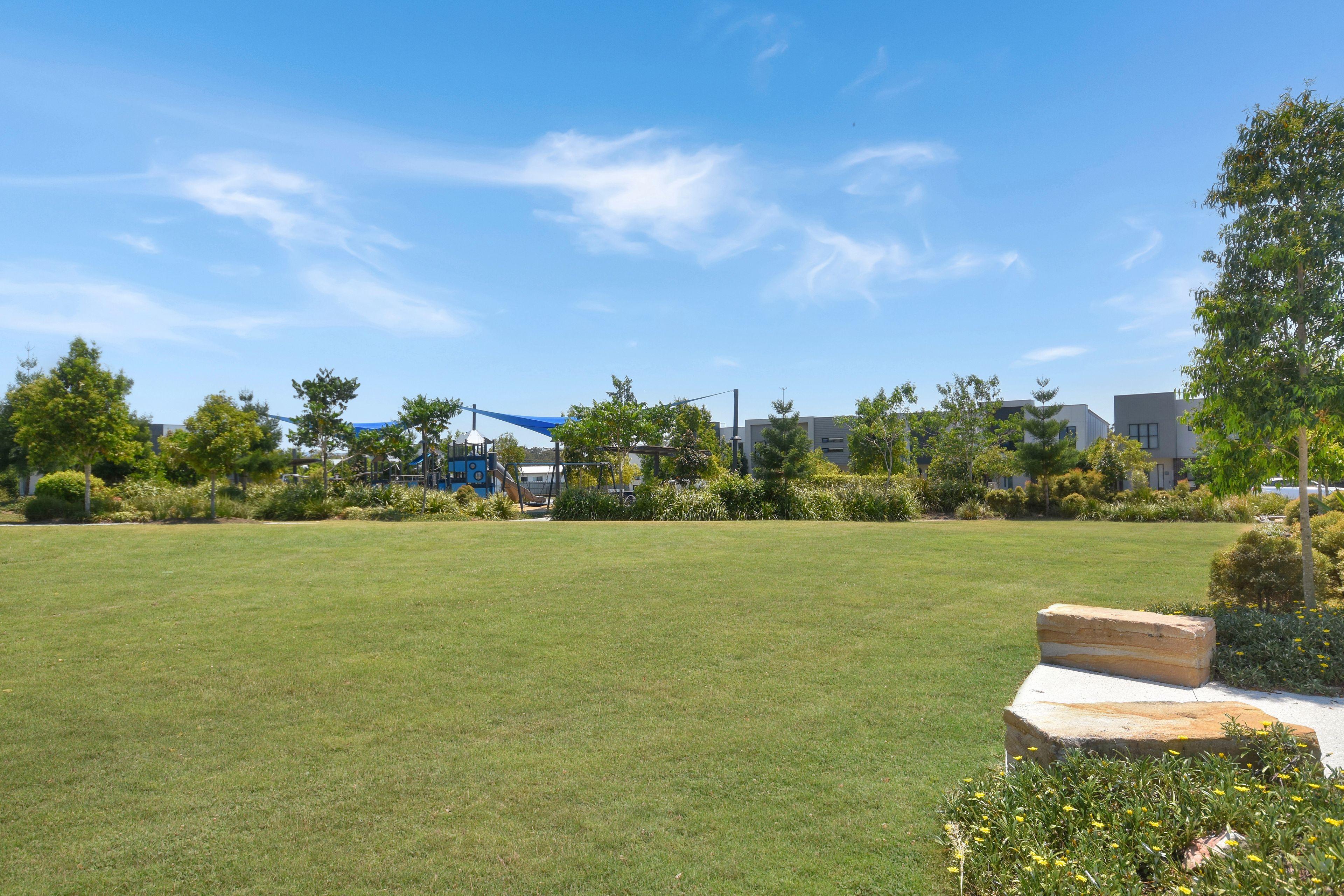 Beautiful 4 Bedroom Home In Narangba