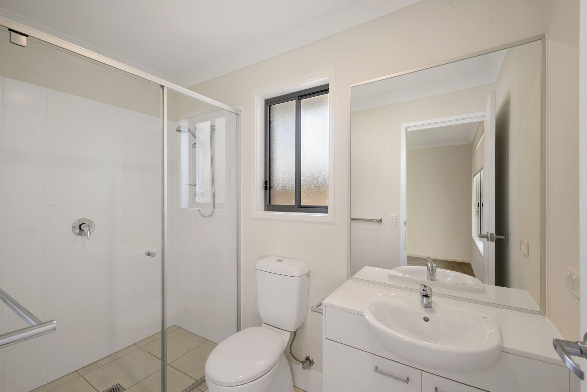 Tidy 3 Bedroom Property in 