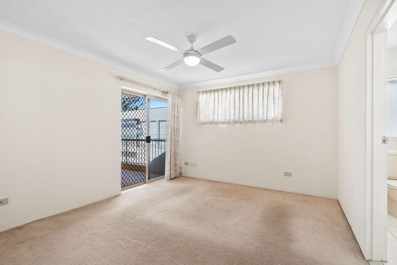 Absolute Beachfront Living - Wake Up to Waves in the Heart of Bilinga