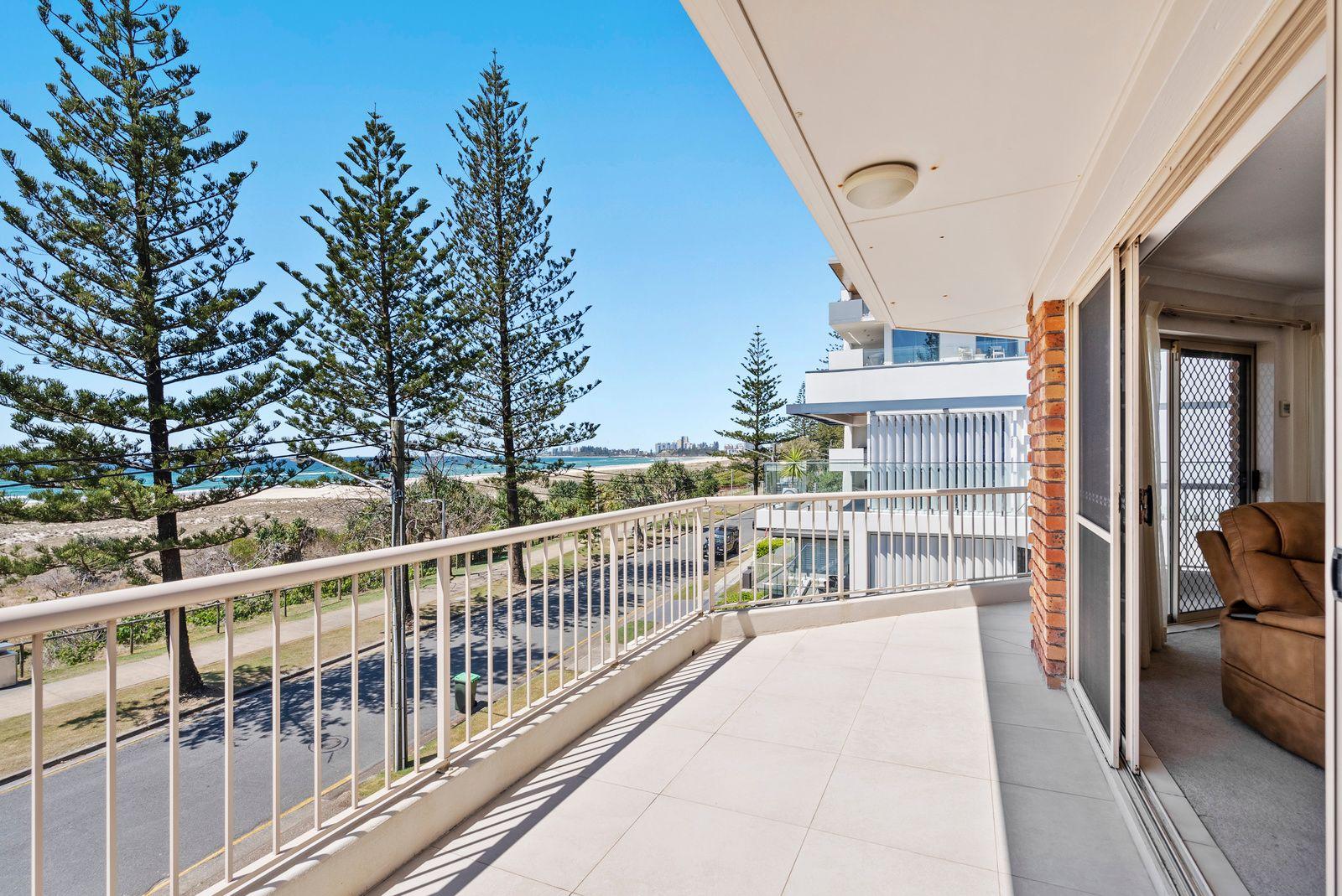 Absolute Beachfront Living - Wake Up to Waves in the Heart of Bilinga