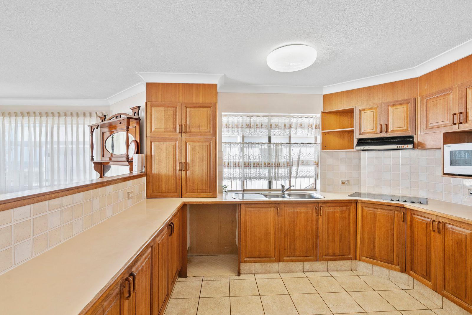 Absolute Beachfront Living - Wake Up to Waves in the Heart of Bilinga