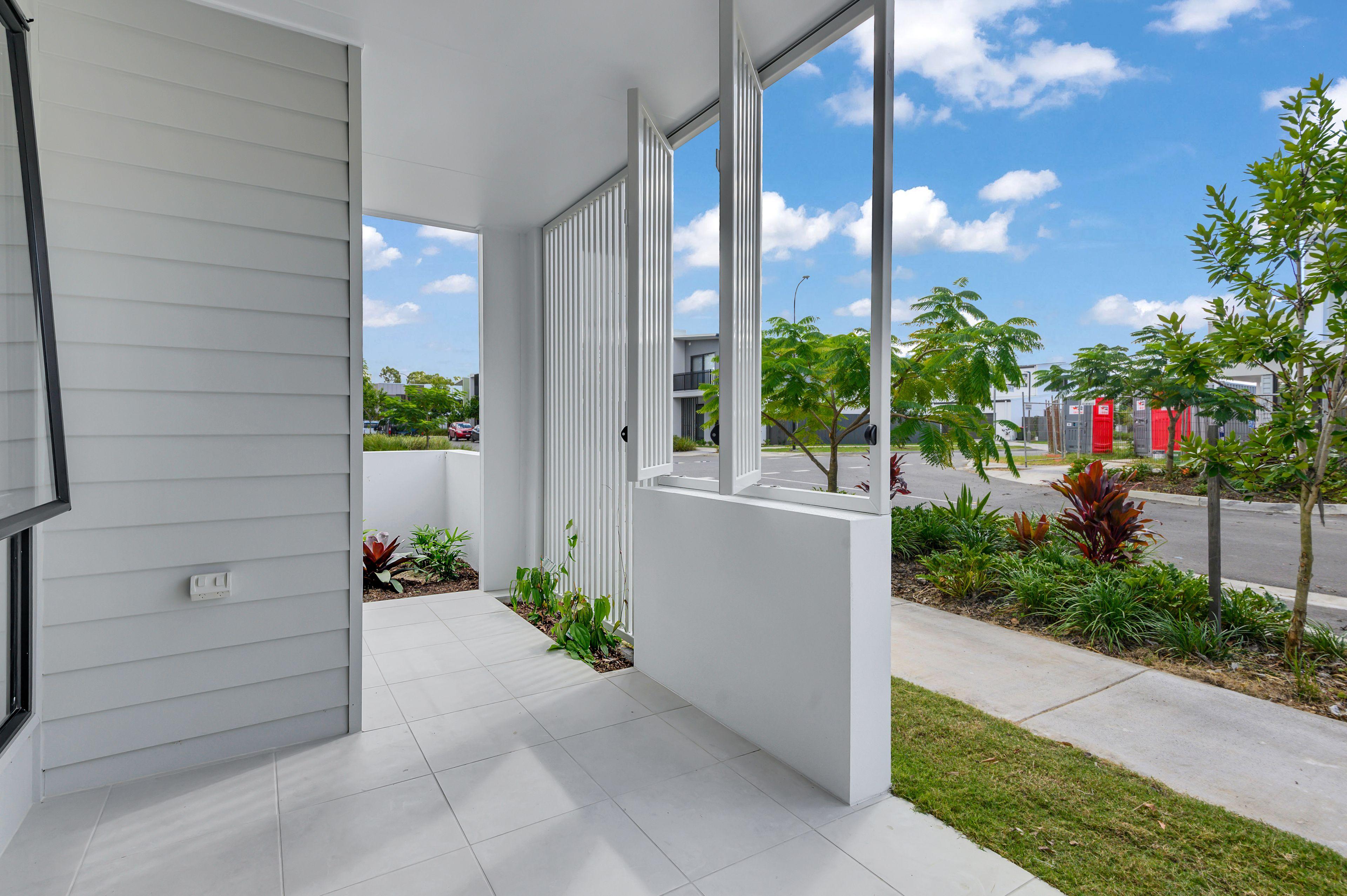 Key Location and Flexi Space Style Home!