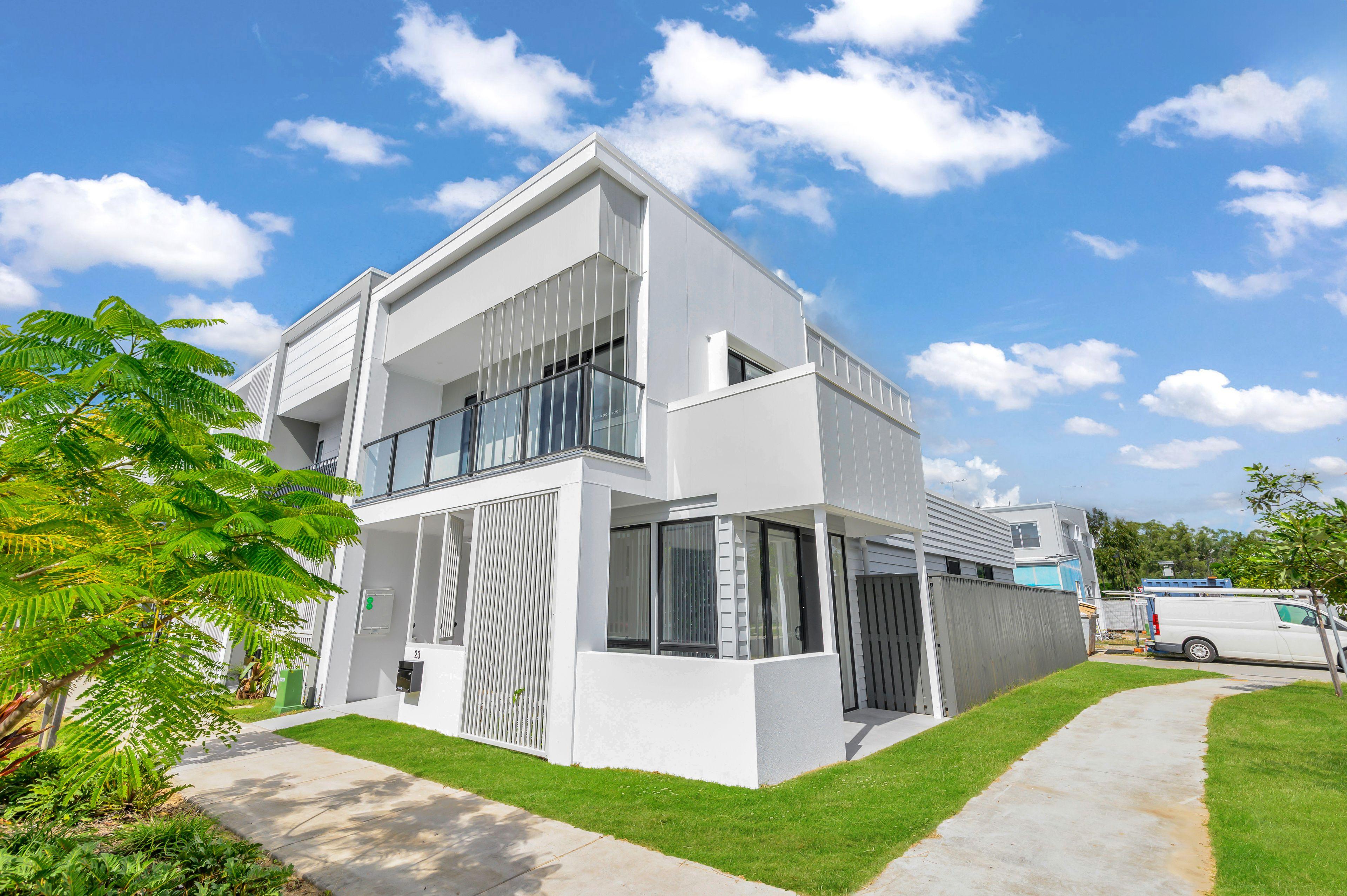 Key Location and Flexi Space Style Home!